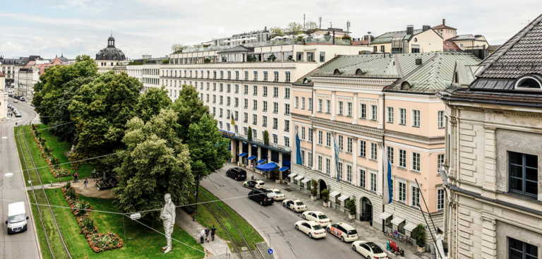 Das Hotel Bayerischer Hof im Herzen Münchens