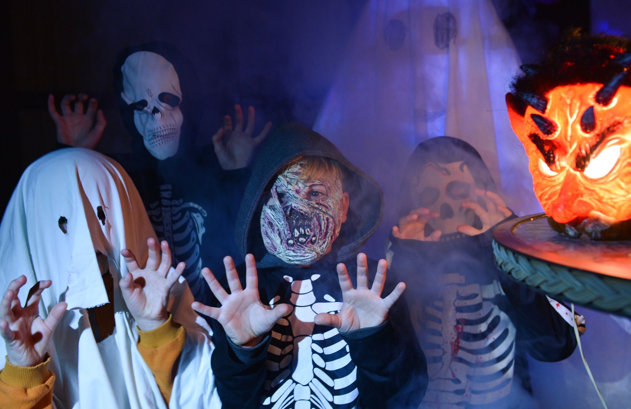 Streiche sind bei Kindern an Halloween sehr beliebt. Entstehen dabei Schäden, ist die Privathaftpflichtversicherung die erste Anlaufstelle.