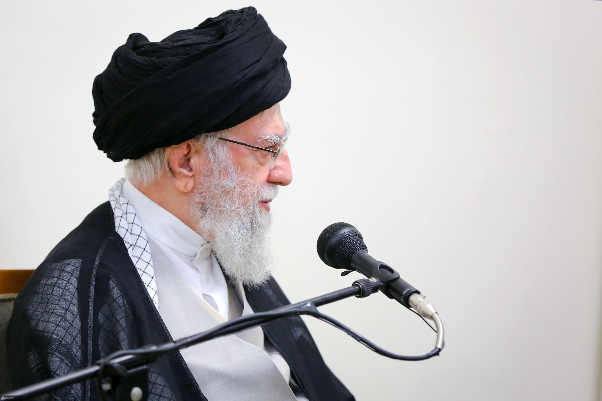 An einem neuen Angriff auf Israel sollen Medienberichten zufolge auch die regulären iranischen Streitkräfte beteiligt sein.