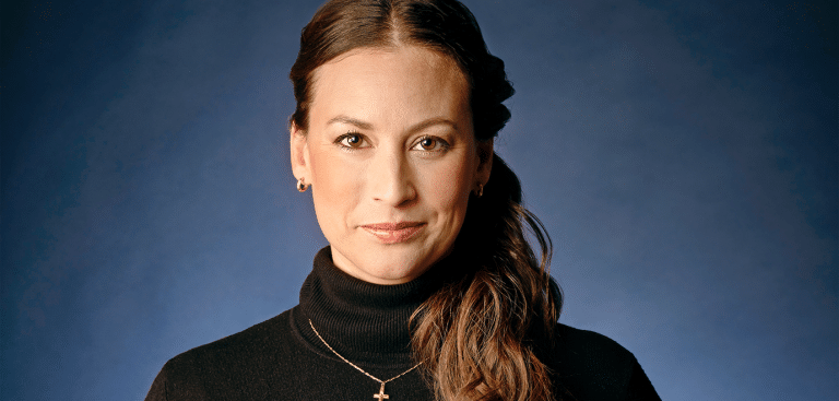 Foto: Foto: Foto: Werner Schüring; Fotoassistenz: Ilona Schmitz; Haare/Make-up: Christina Neuss