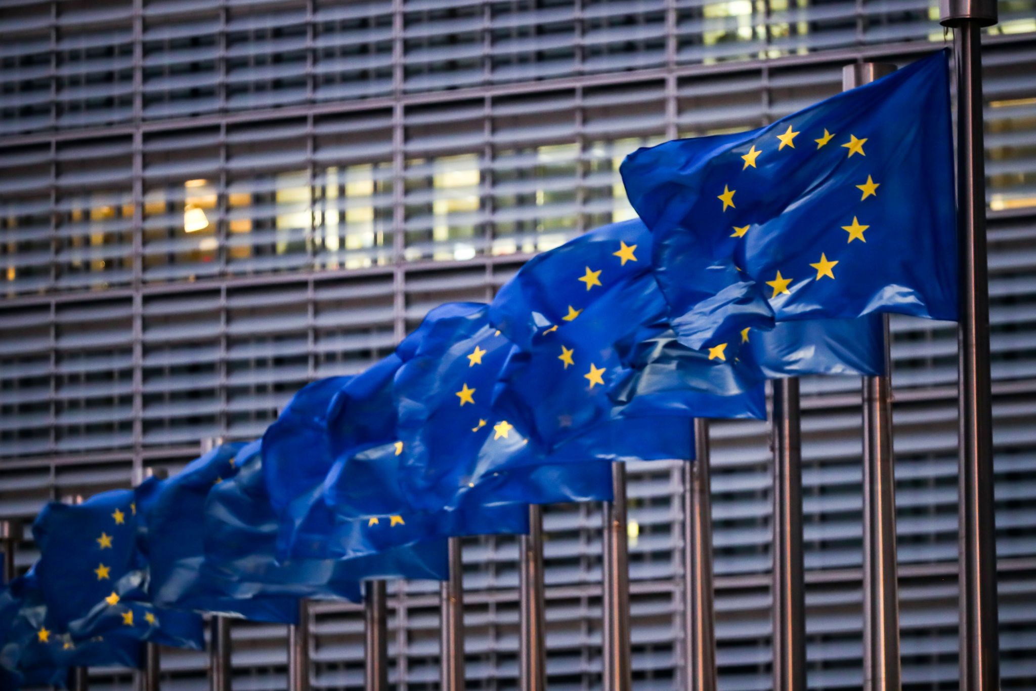 Das Eurobarometer ist eine regelmäßige Meinungsumfrage der Europäischen Kommission