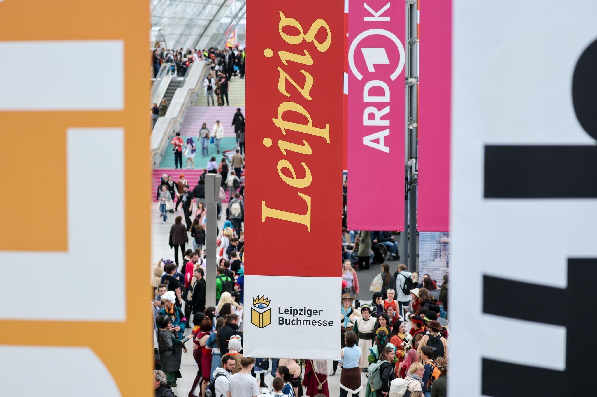 Die Leipziger Buchmesse geht mit einem Besucherplus zu Ende.