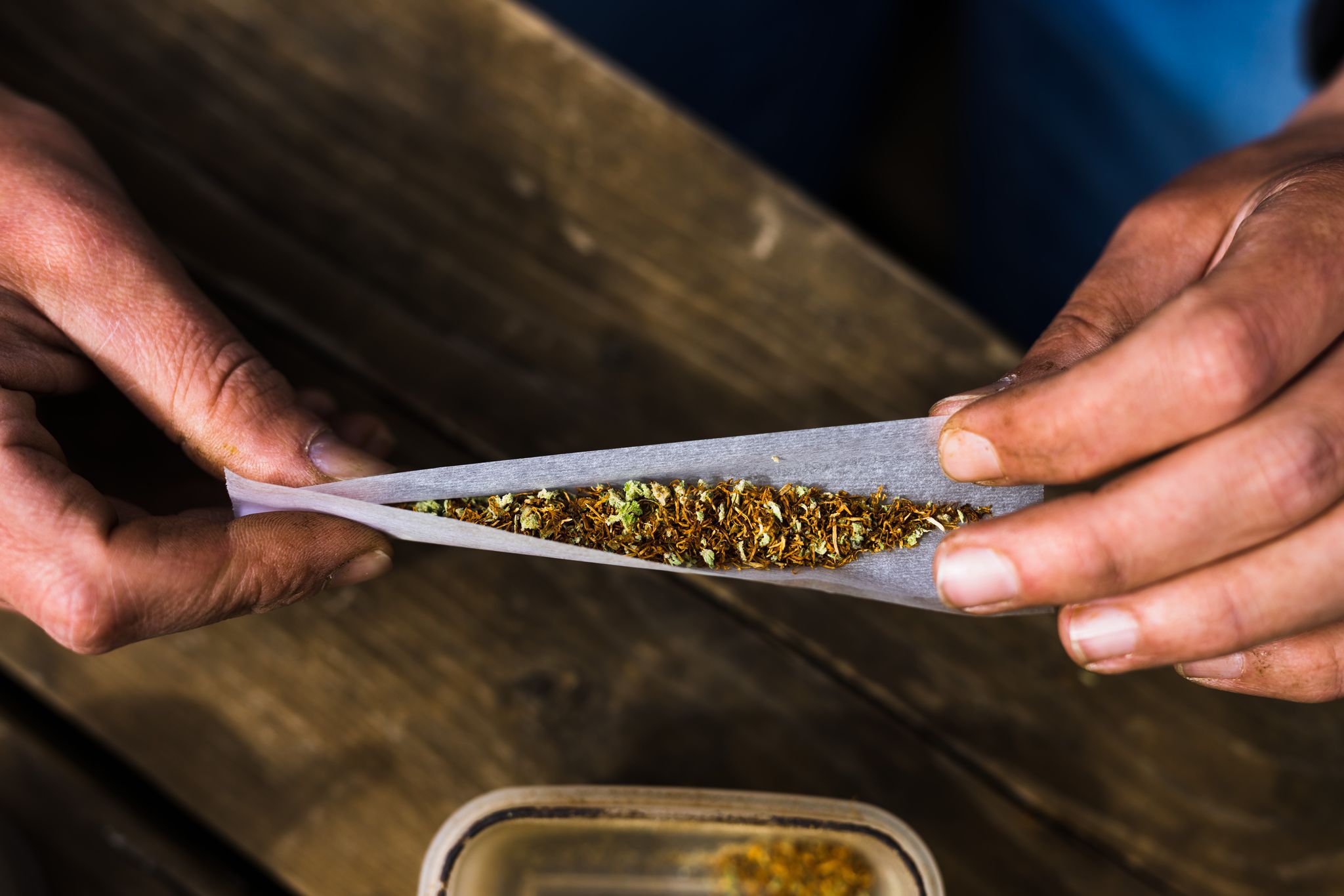 Cannabis ist in Deutschland seit 1. April 2024 für Erwachsene freigegeben (Symbolbild).