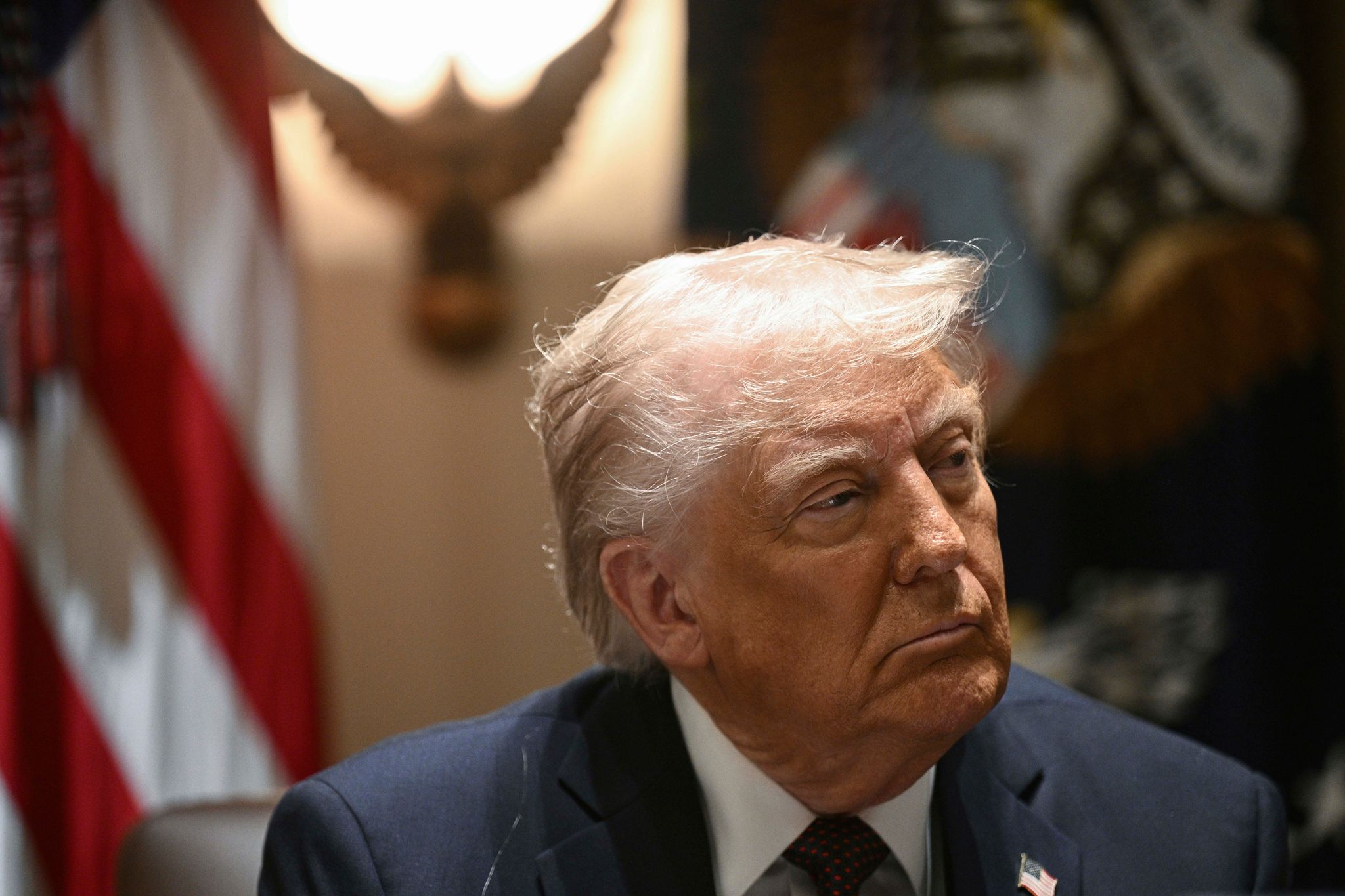 US-Präsident Donald Trump hat erklärt, in dem Gruppenchat seien keine als vertraulich eingestuften Informationen diskutiert worden.