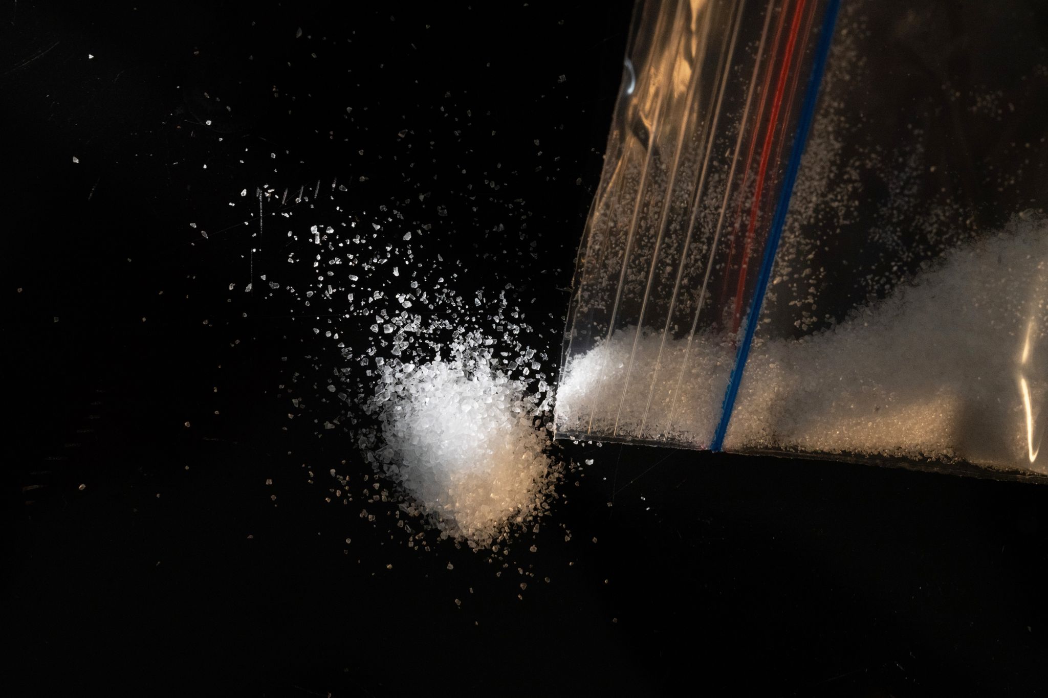 Forschungschemikalien können als Pulver, Flüssigkeiten oder Tabletten vorkommen. (Symbolbild)