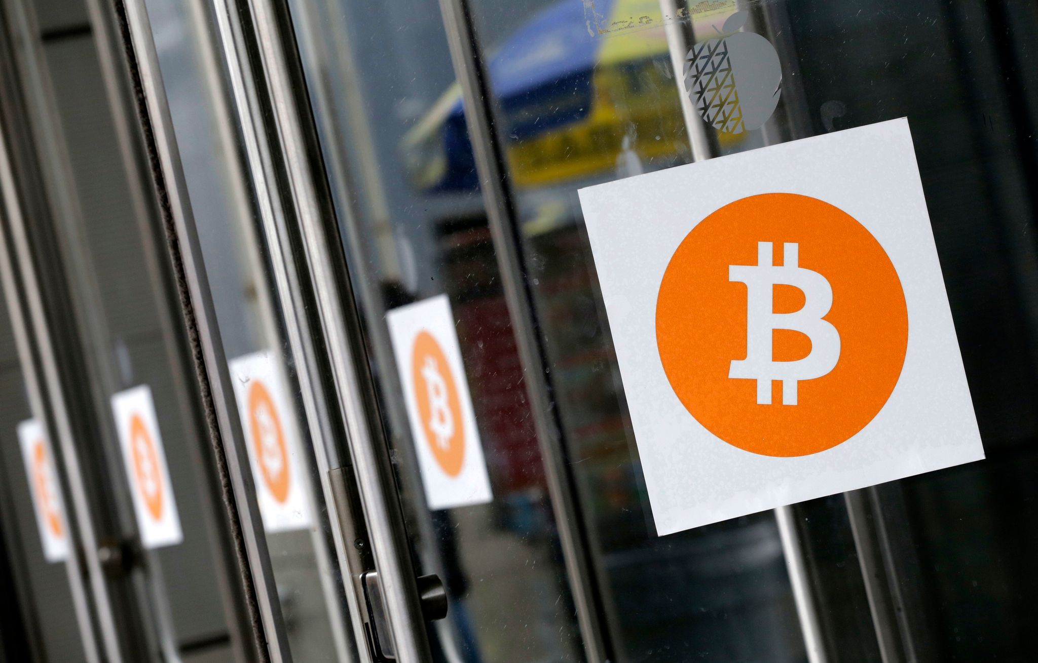 Die Kryptowährung Bitcoin ist über 88.000 Dollar gestiegen (Symbolbild)