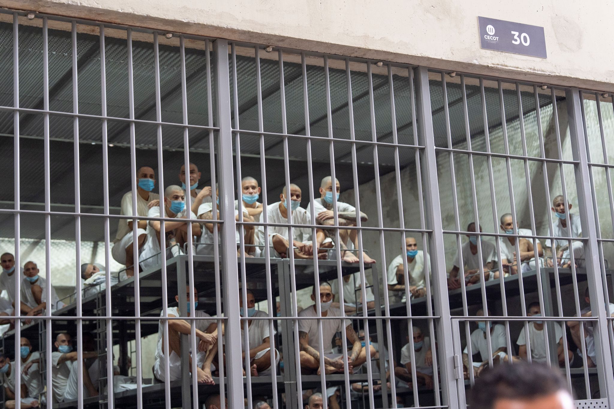 Das juristische Tauziehen um die Abschiebung zahlreicher Migranten aus den USA in ein berüchtigtes Gefängnis in El Salvador geht weiter. (Archivbild)