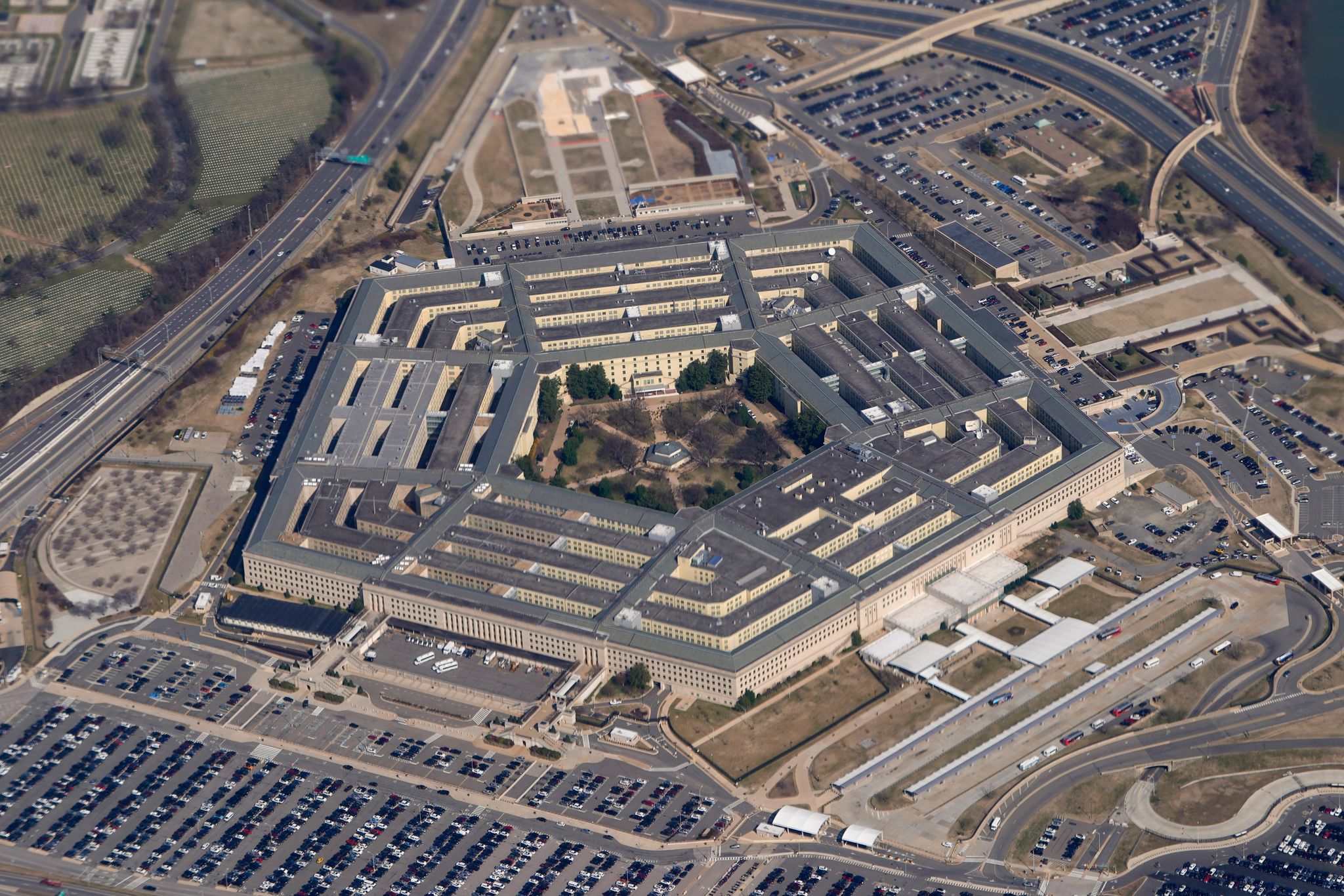 Die NSA ist für die Überwachung und Entschlüsselung elektronischer Kommunikation zuständig - und untersteht dem Pentagon. (Archivbild)