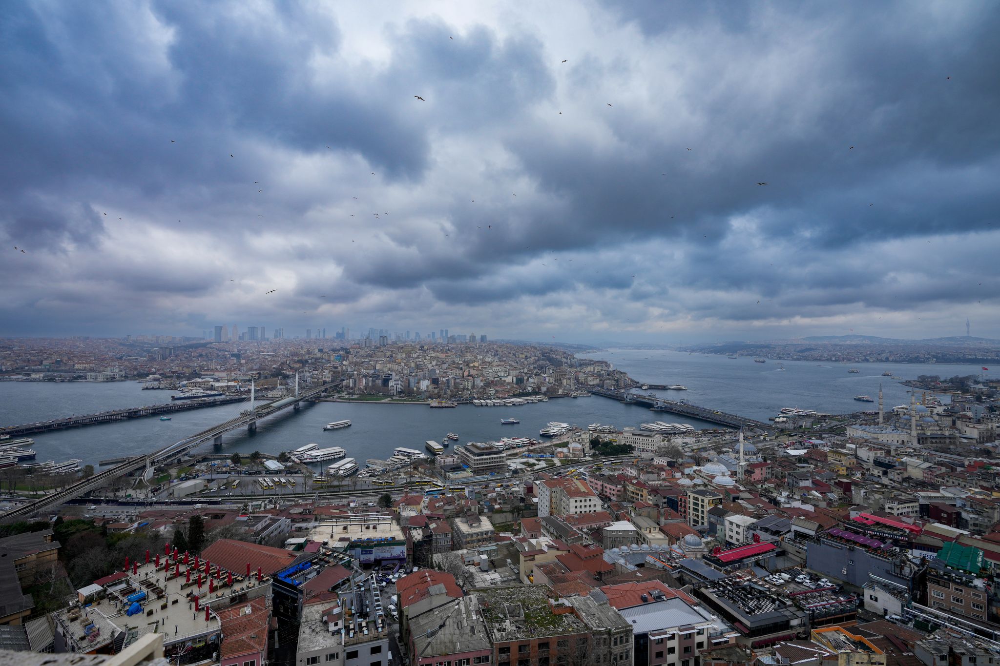 In der Metropole Istanbul - in der rund 16 Millionen Menschen leben - könnte es bald zu einem noch deutlich stärkeren Erdbeben kommen. (Archivbild)