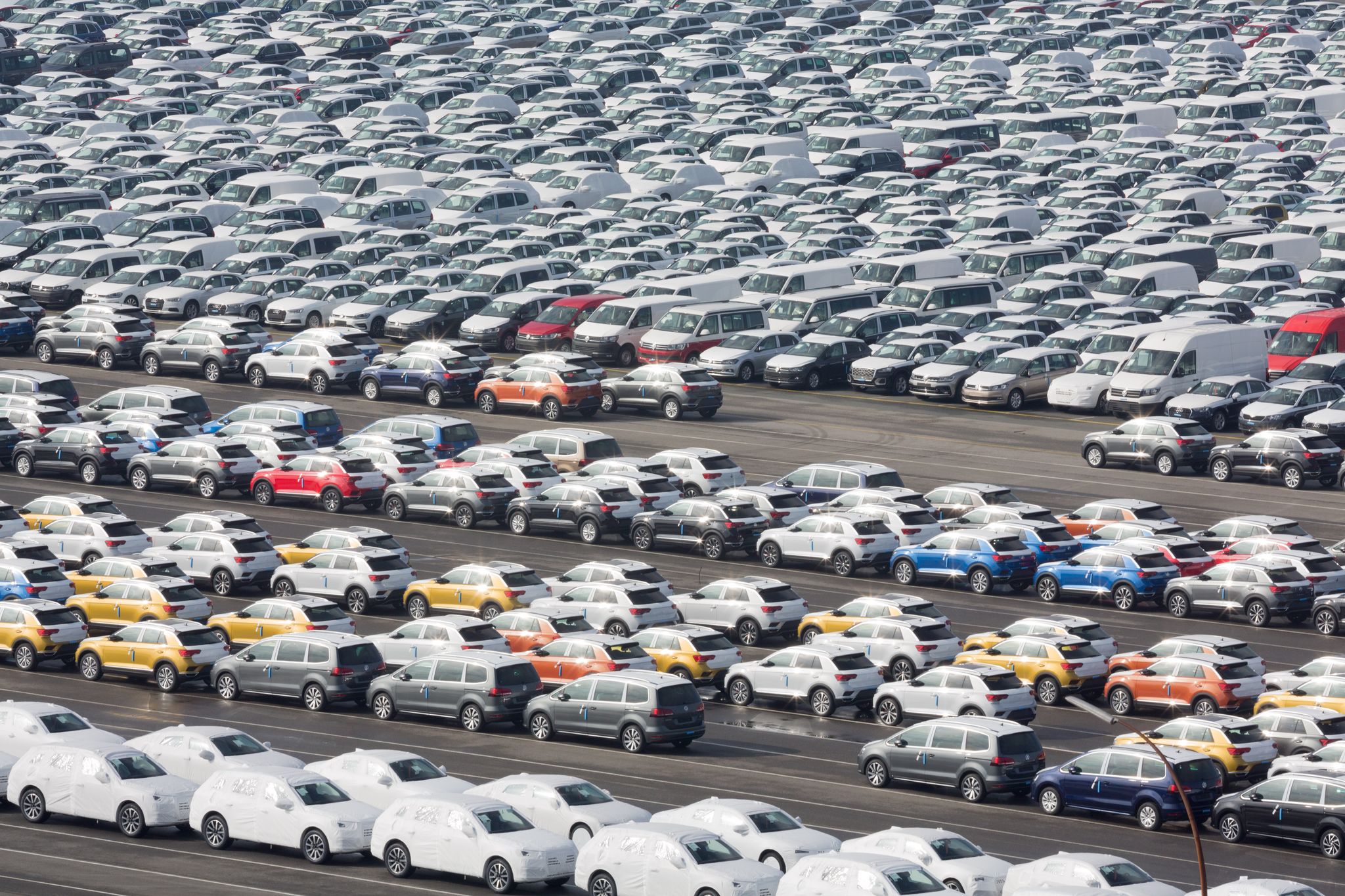 Wegen rechtswidriger Absprachen müssen Autohersteller hohe Strafen zahlen. (Archivbild)