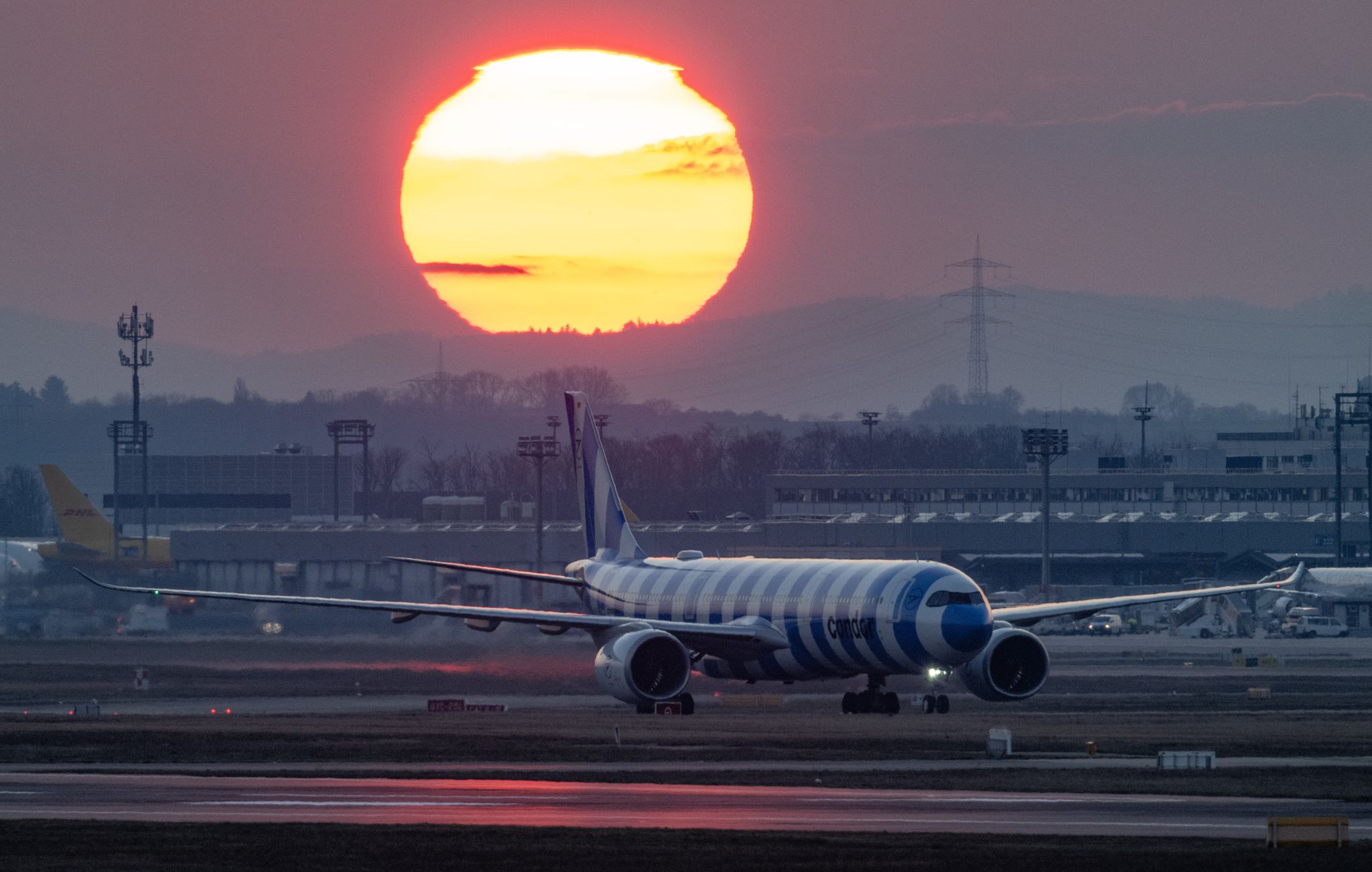 Ein Hingucker ist das seit 2022 eingeführte neue Design der Condor-Flugzeuge.
