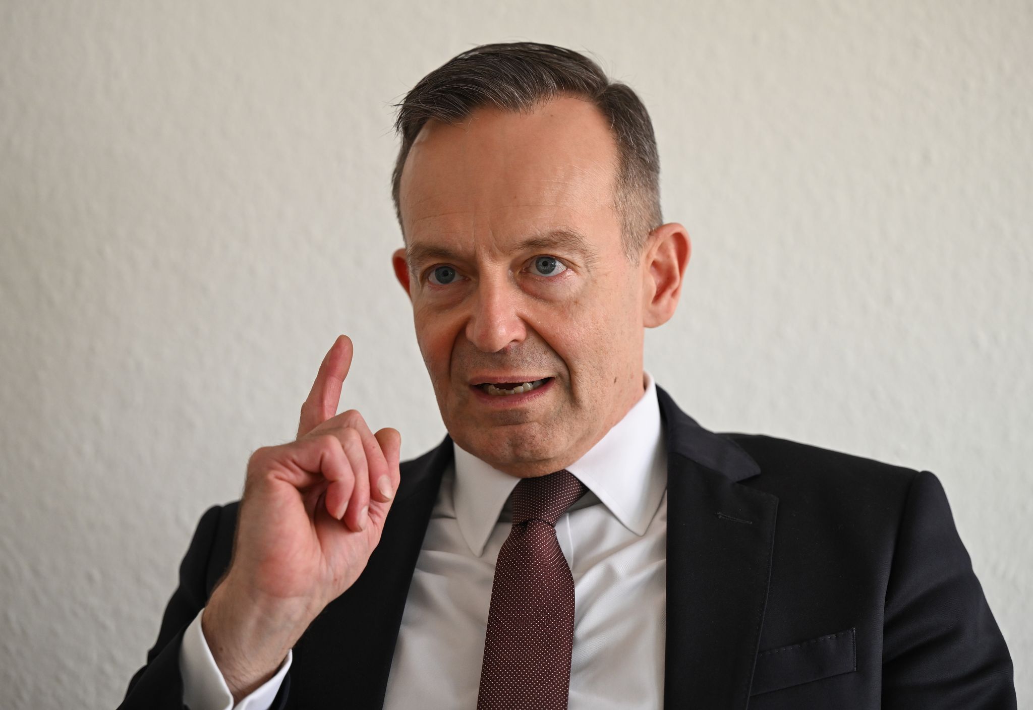 Ein Personalwechsel würde die Sache nicht besser machen - so sieht es der scheidende Verkehrsminister Volker Wissing. (Archivbild)