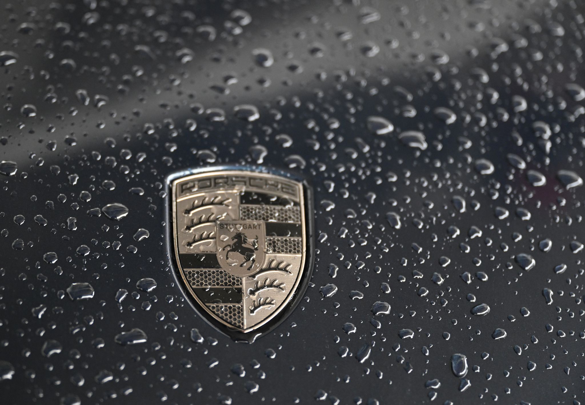 Die Verkaufszahlen von Porsche sind zu Jahresbeginn weiter gesunken. (Archivbild)