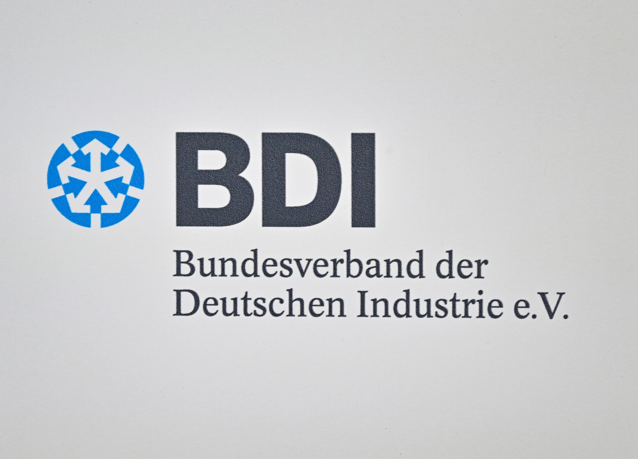 Wirtschaftsverbände warnen vor weiterem Abstieg Deutschlands. (Symbolbild)