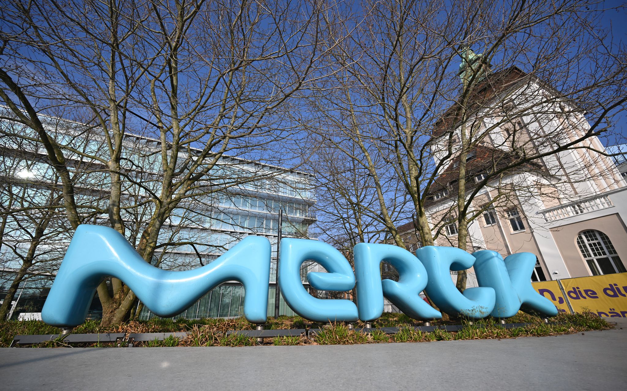 Der Pharmakonzern Merck steht vor einer Milliarden-Übernahme (Archivbild).