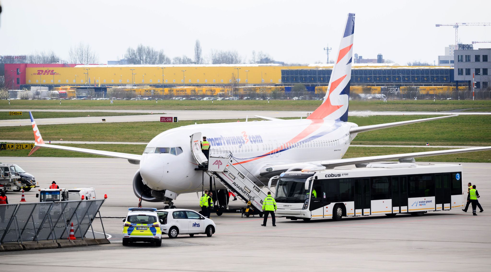 Ende März kamen 174 Afghaninnen und Afghanen mit einem Charterflug in Hannover an. (Archivfoto)