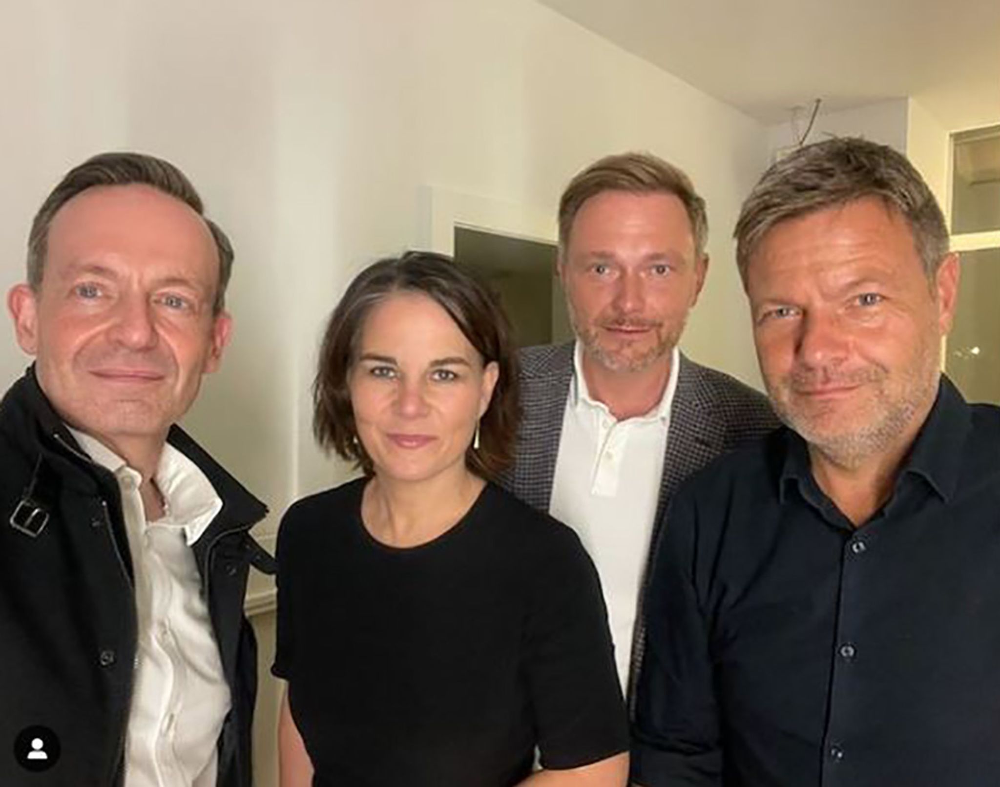Es sah so cool aus und war doch Arbeit: Das Selfie der einstigen Gegner von Grünen und FDP bei der Bildung der Ampel-Koalition. (Archivbild)