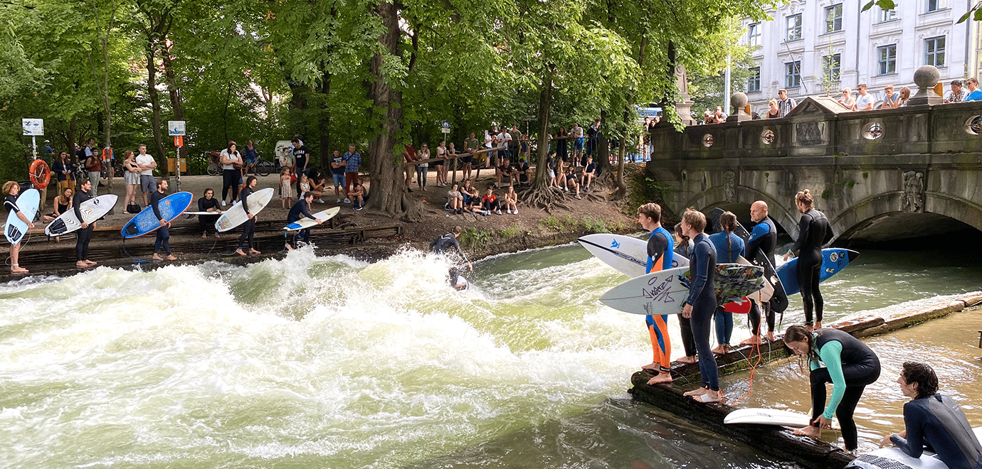 Foto: clu/iStock Surfen Eisbach