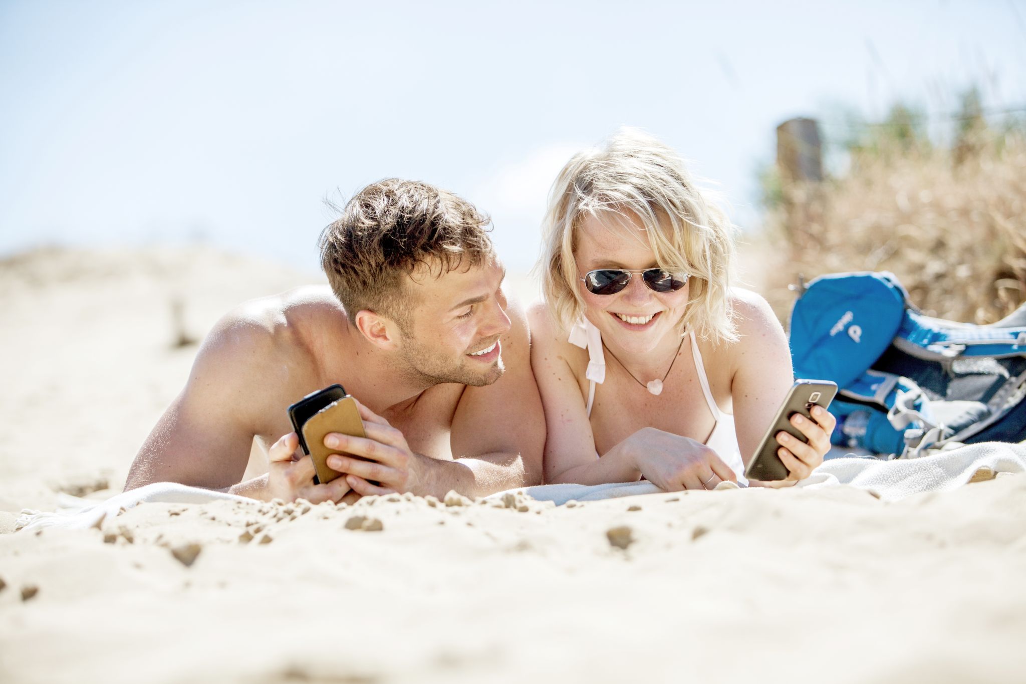 Sommer, Sonne, Strandromantik? Dafür sollte man zwischendurch auch mal das Handy weglegen und analoge Akzente setzen.