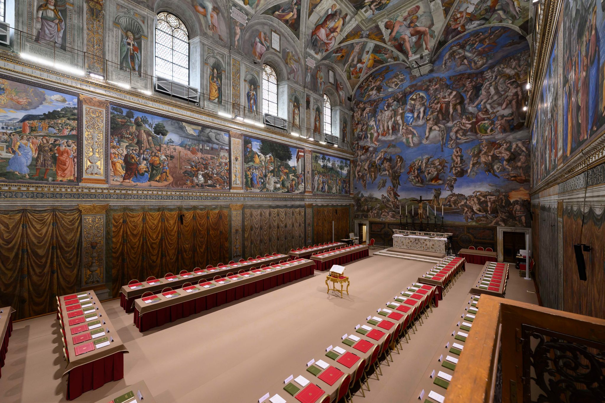 In der Sixtinischen Kapelle entscheidet sich in den nächsten Tagen, wer neuer Papst wird.