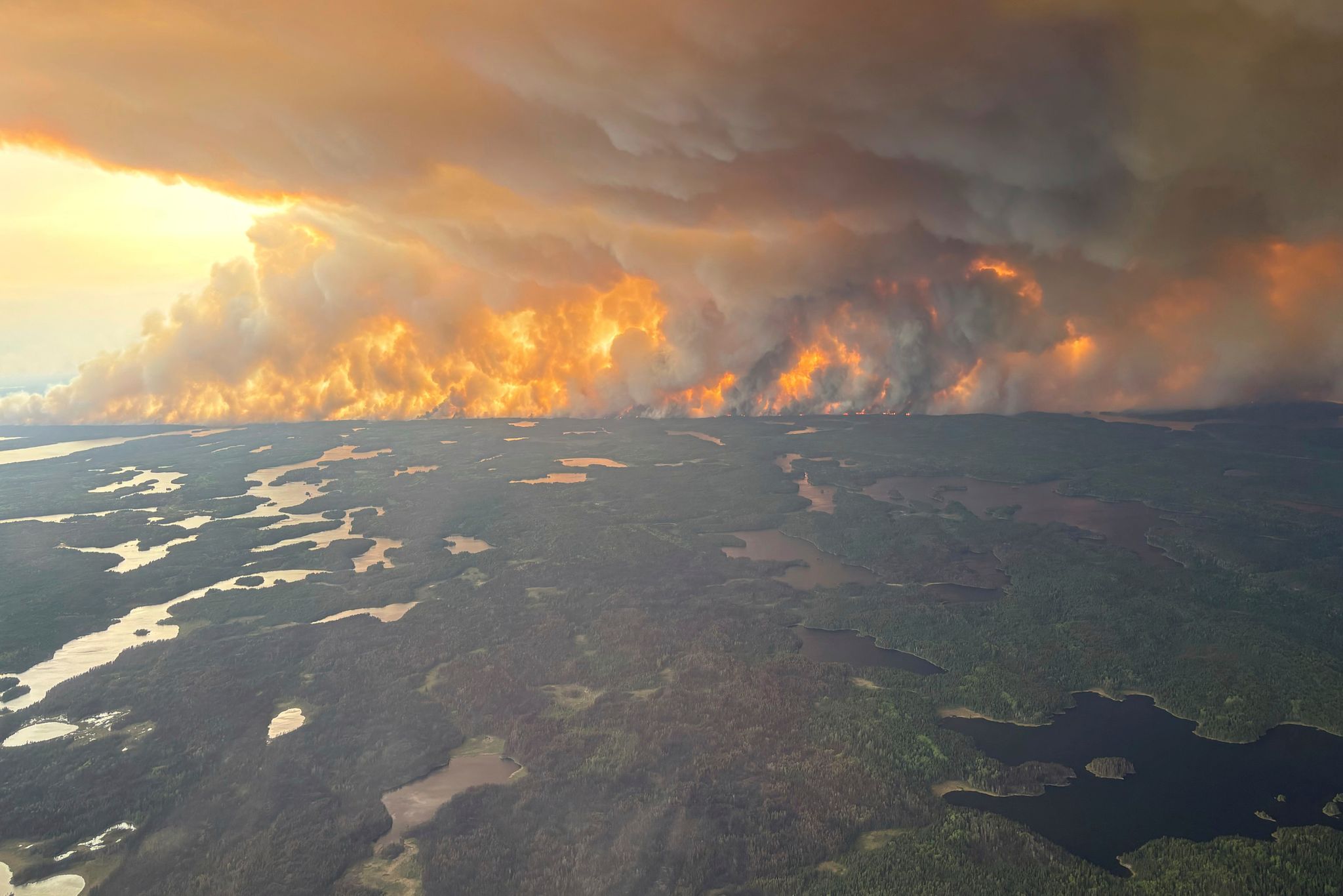Zum Thema Waldbrände konnte sich die Gipfel-Teilnehmer auf eine gemeinsame Erklärung einigen. Wegen US-Präsident Donald Trump gibt es allerdings keine explizite Erwähnung des Klimawandels. (Archivbild)