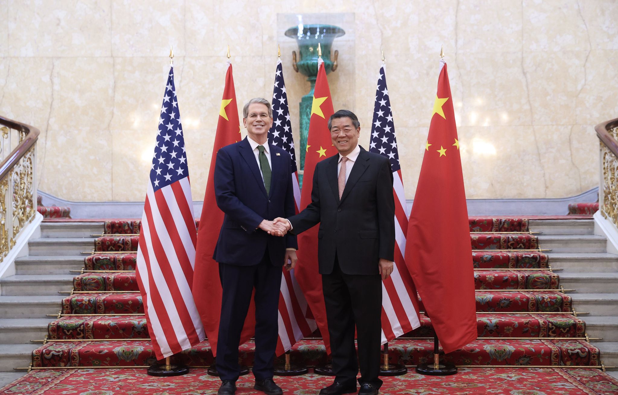 China und die USA sprechen in London über ihren Handelsstreit.