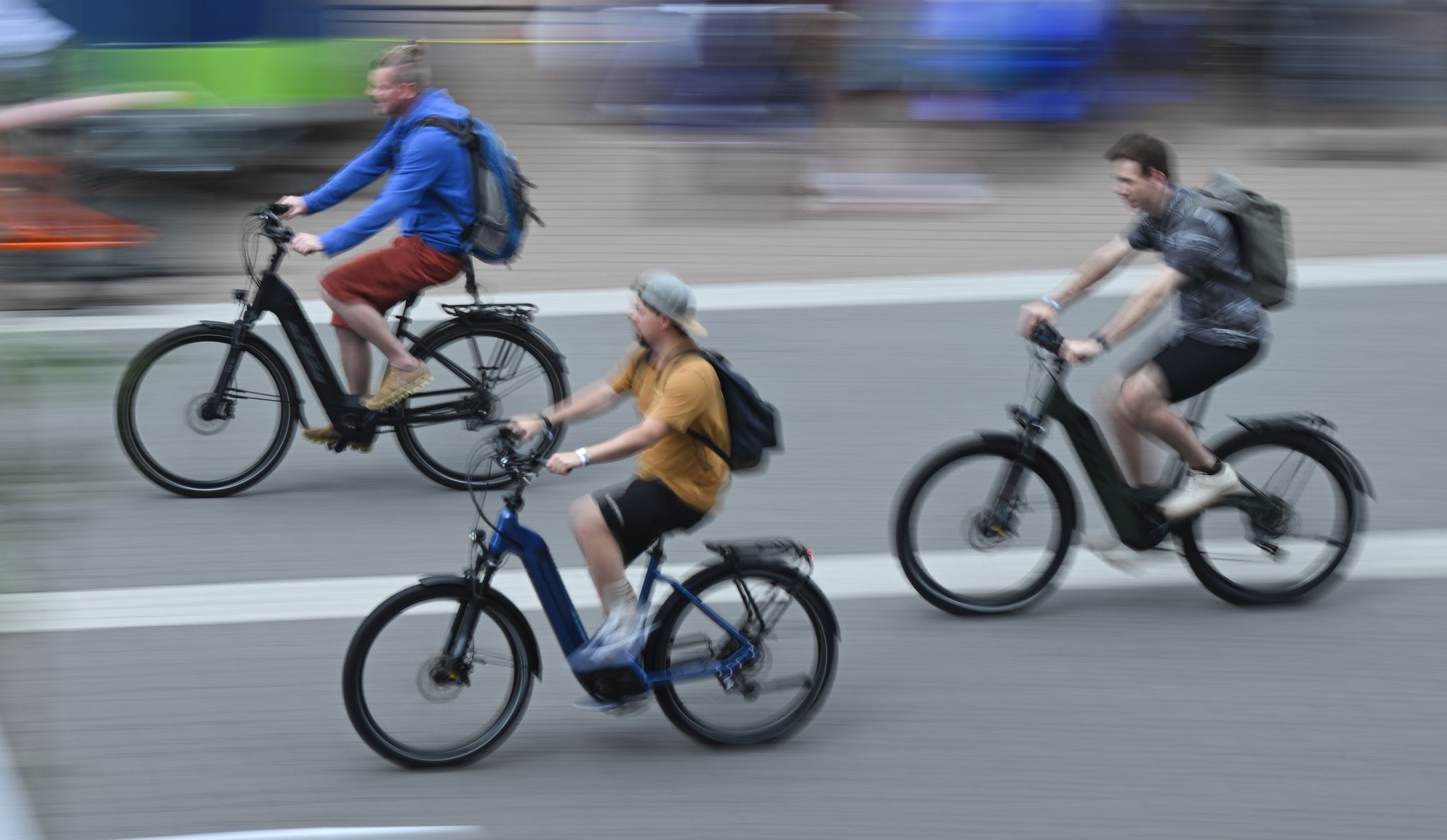 E-Bikes dominieren den deutschen Fahrradmarkt. (Archivbild)