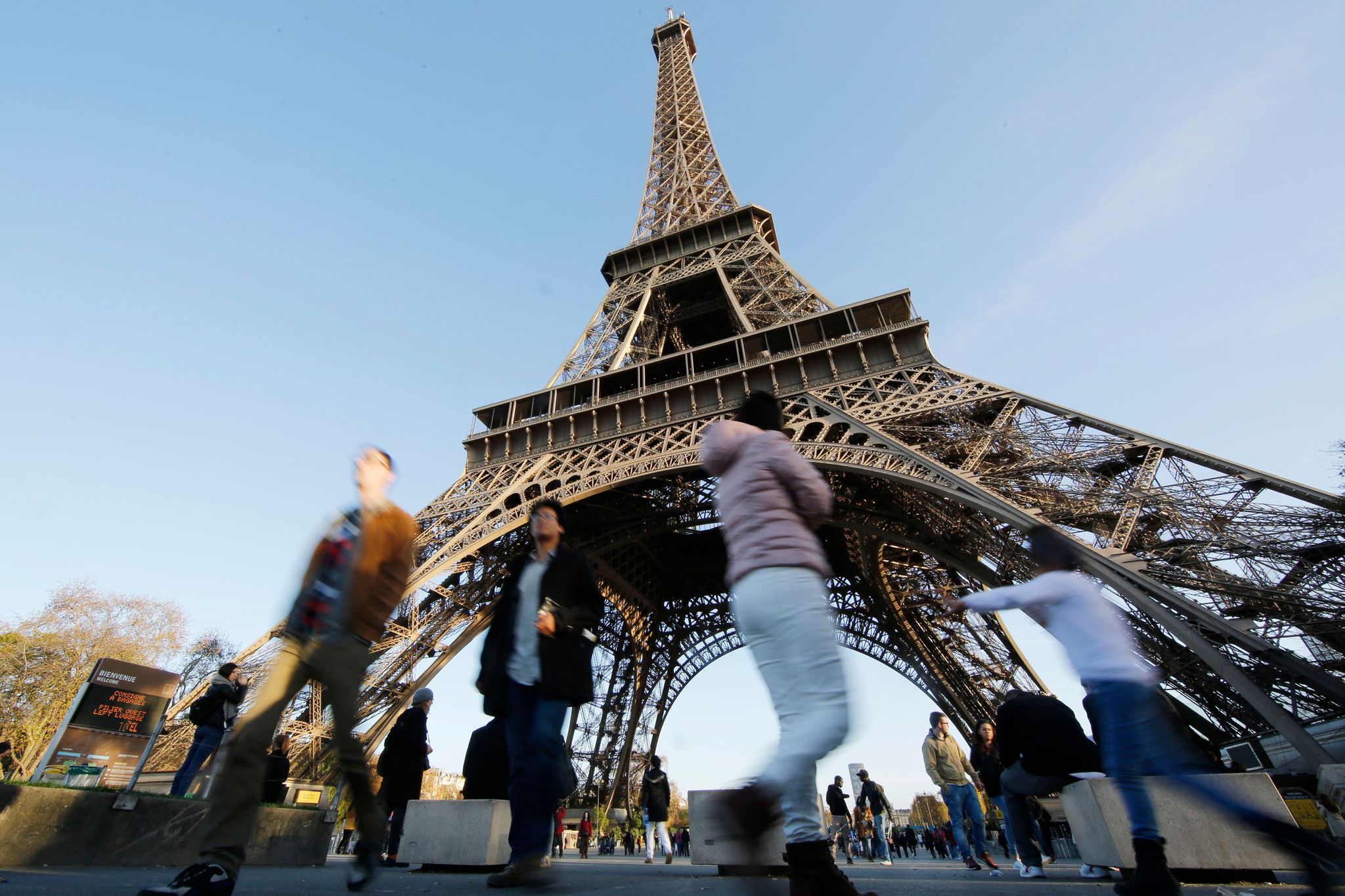 Achtung: Unseriöse Verkaufsportale versuchen Profit aus überteuerten Tickets für beliebte Sehenswürdigkeiten zu schlagen.