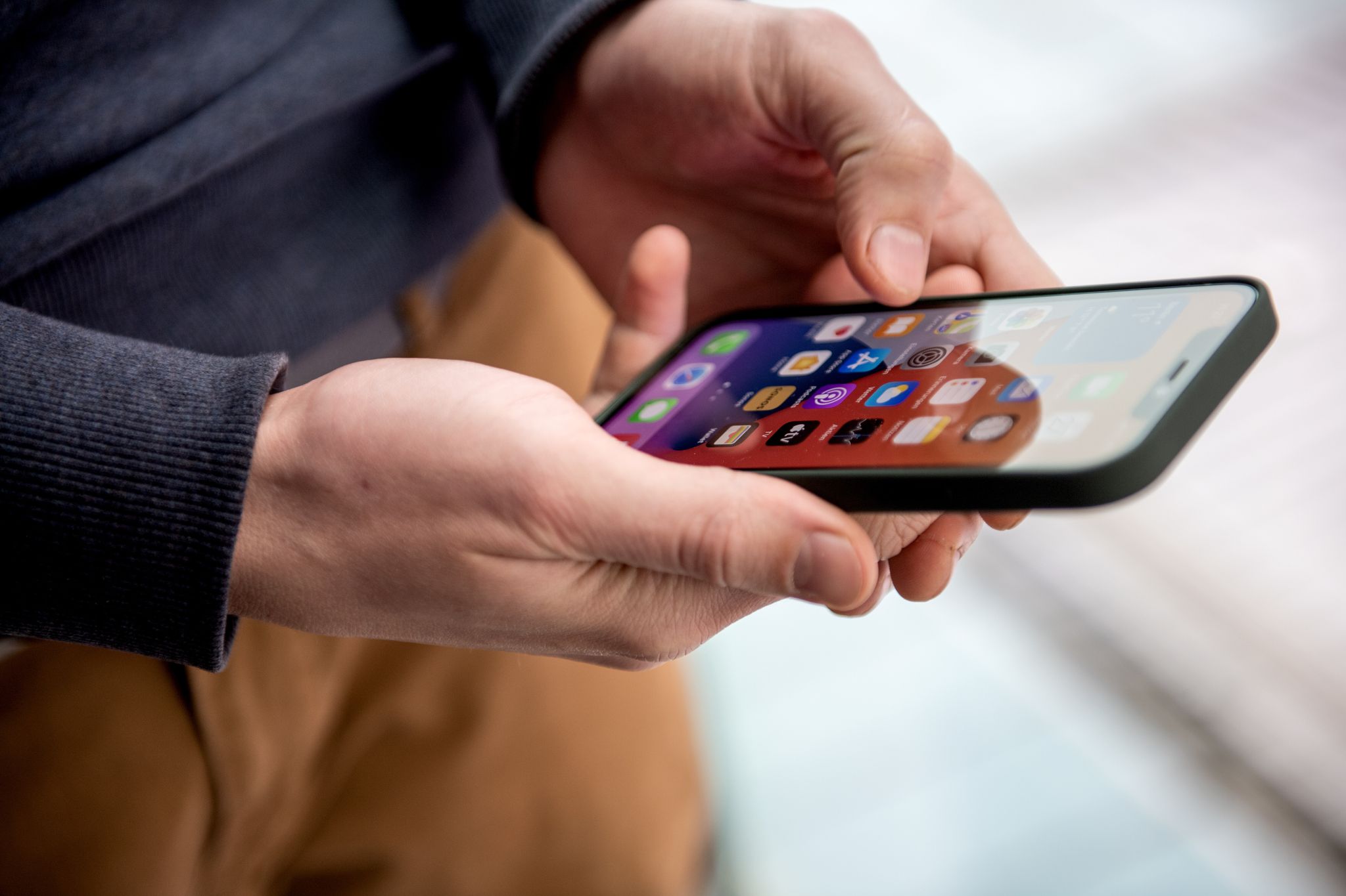 Urlauber, die in der Türkei eine eSIM für mobile Daten nutzen möchten, sollten diese noch vor der Abreise herunterladen, installieren und aktivieren.