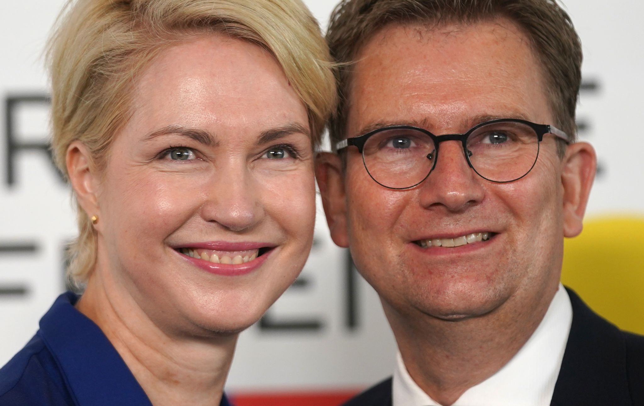 Seit 25 Jahren verheiratet: Schwesig und ihr Ehemann Stefan. (Archivbild)