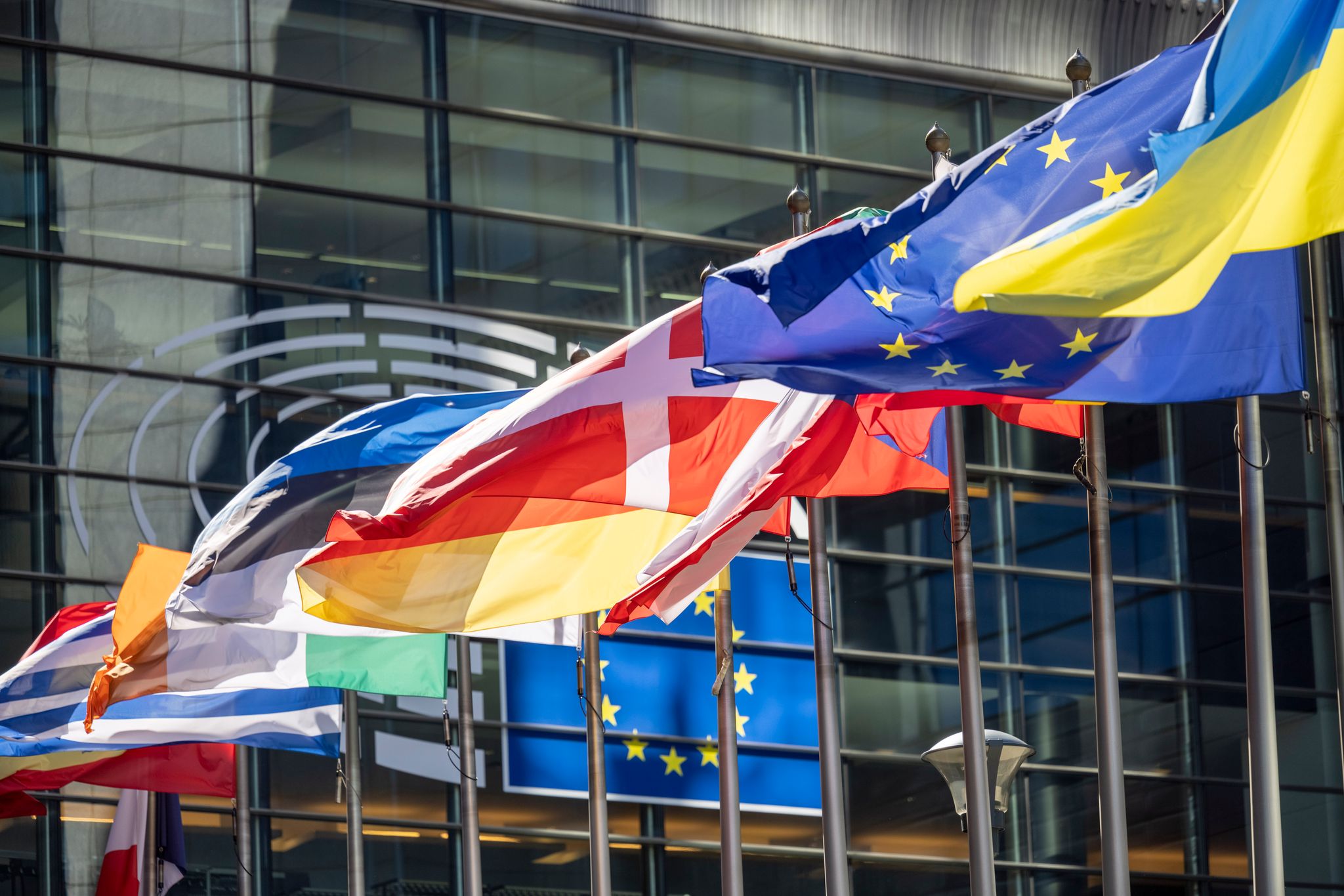 Die frühere Rechtsaußen-Fraktion ID im Europäischen Parlament soll rund 4,3 Millionen Euro aus EU-Geldern missbräuchlich verwendet haben (Archivbild).