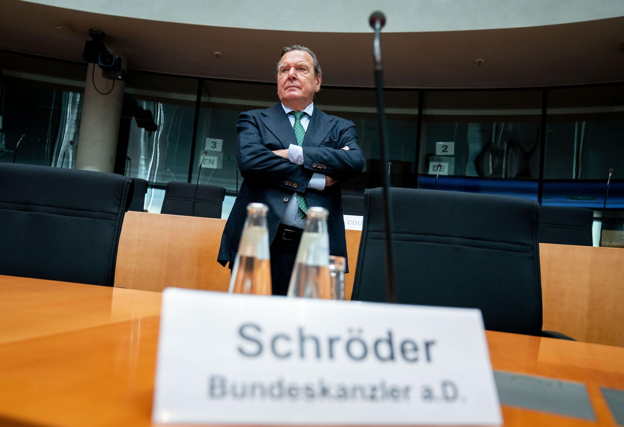 Das Ringen um eine Aussage Schröders vor dem Untersuchungsausschuss in Schwerin geht in eine neue Runde. (Archivbild)