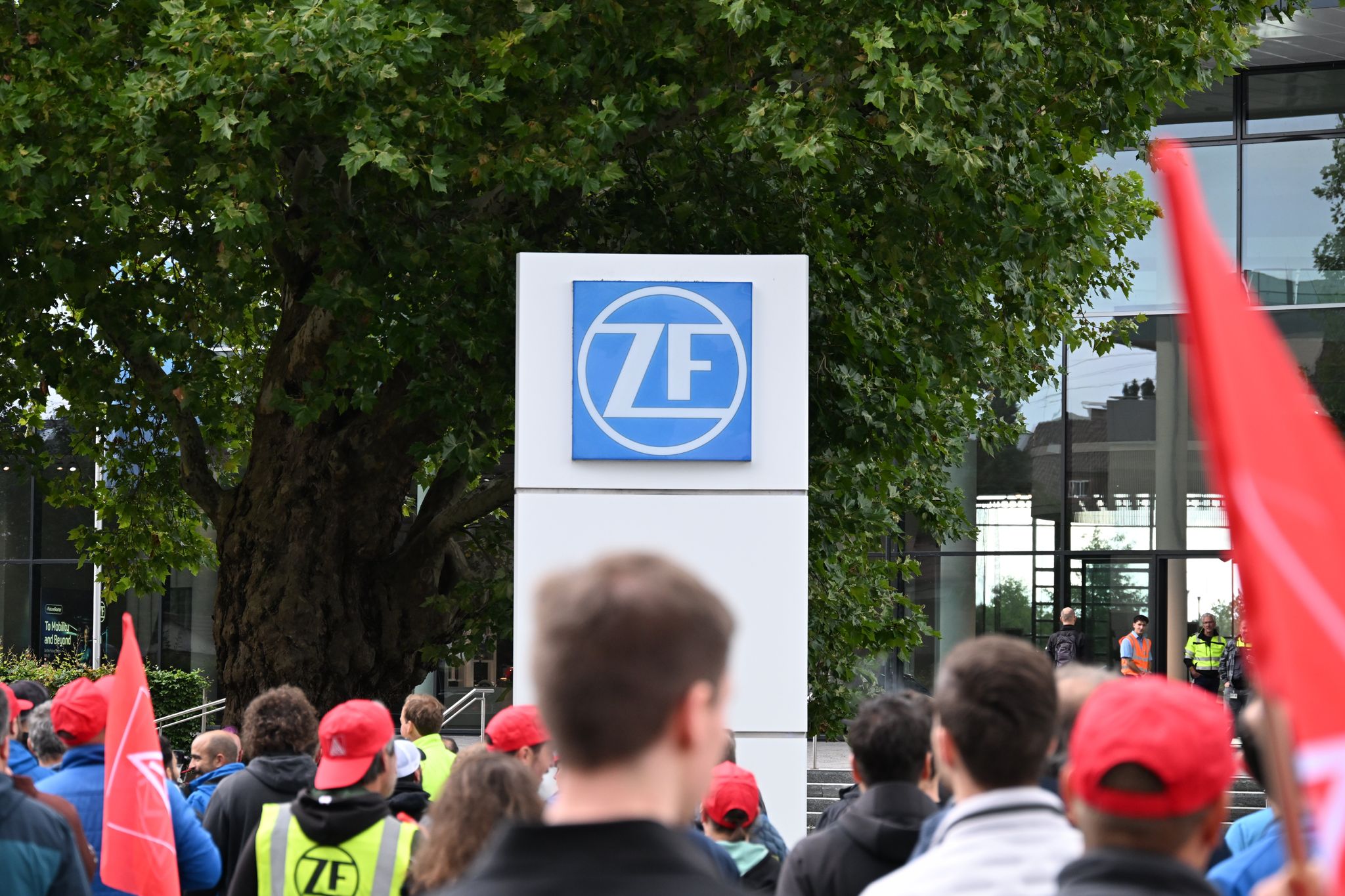 Der Autozulieferer ZF muss sparen (Foto- aktuell)