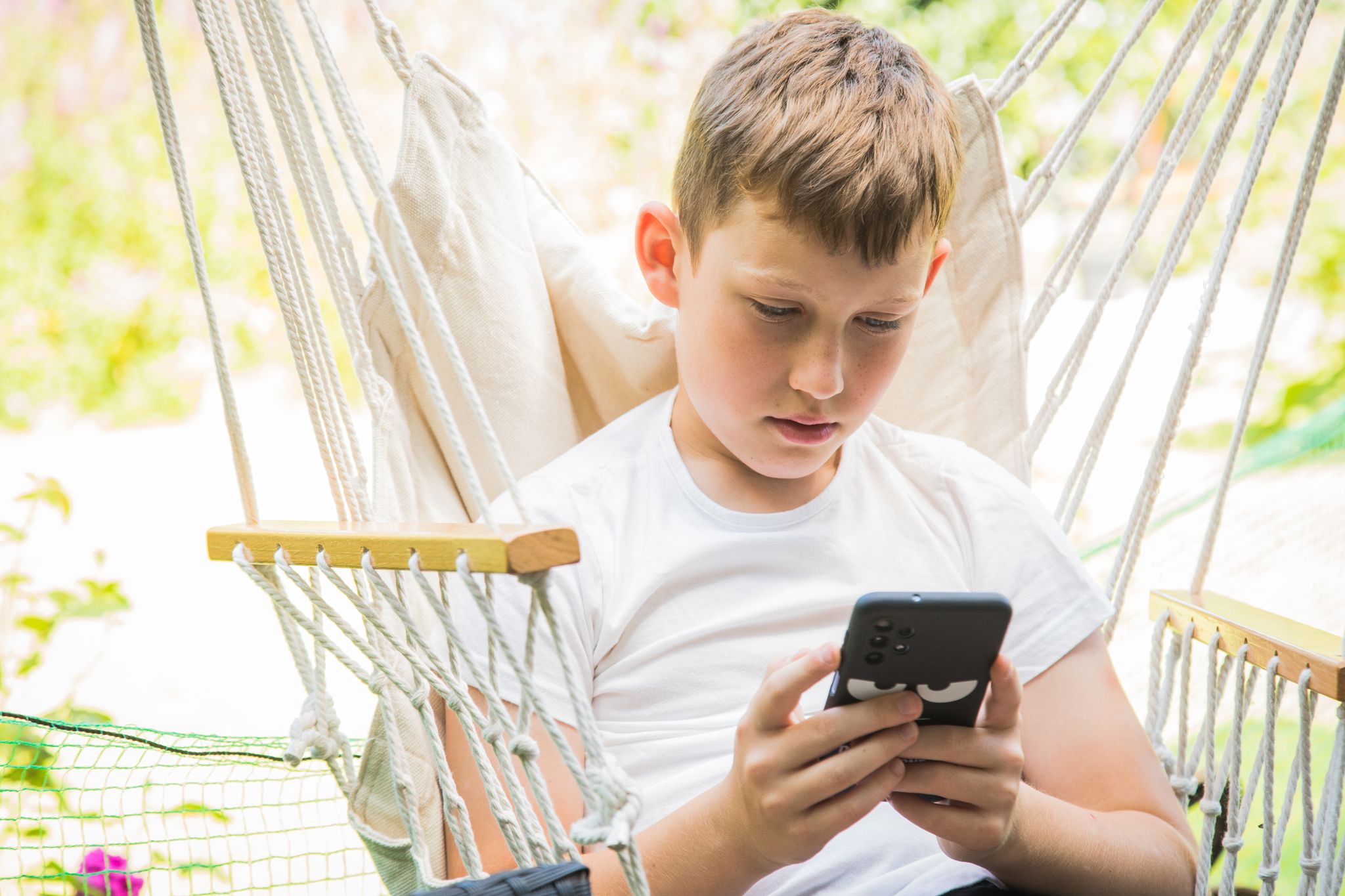 Ganz gechillt mit Tiktok, Gaming oder Lern-Apps? Wichtig ist nicht nur, wie lange Kinder Medien nutzen, sondern auch, wofür.