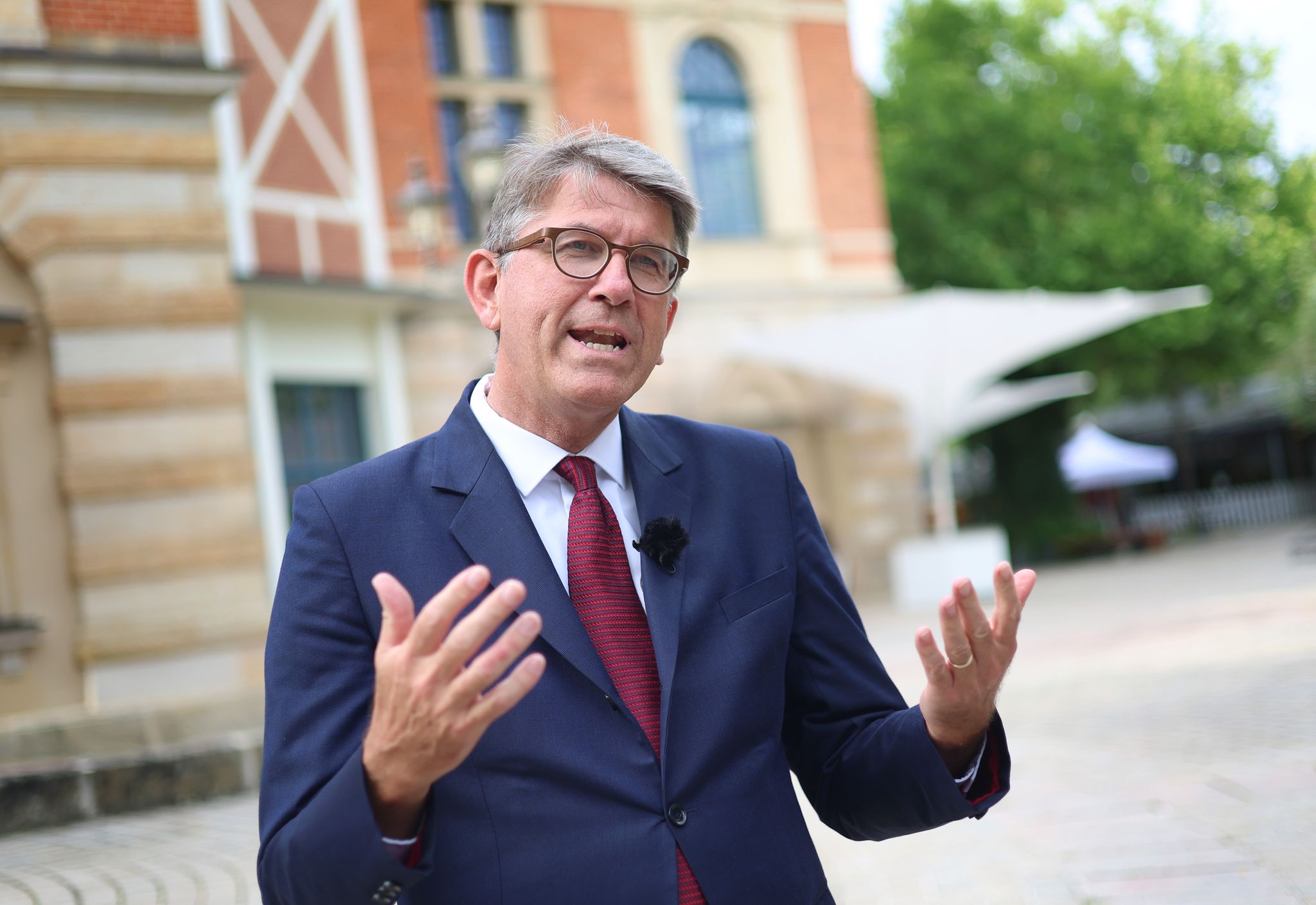 Kulturstaatsminister Wolfram Weimer hat vieles angestoßen in den ersten 100 Tagen seiner Amtszeit - mit einigem ist er angeeckt. (Archivbild)