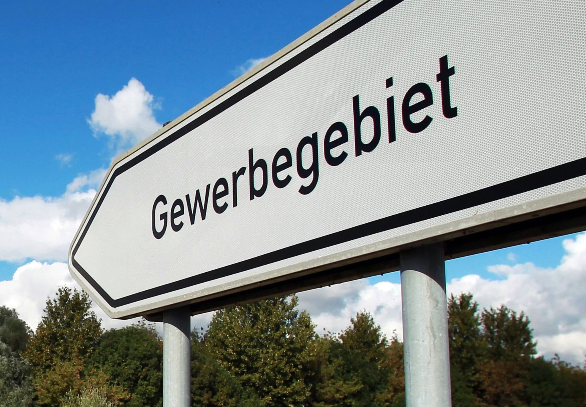 Im ersten Halbjahr wurden mehr größere Betriebe gegründet als ein Jahr zuvor (Symbolbild)