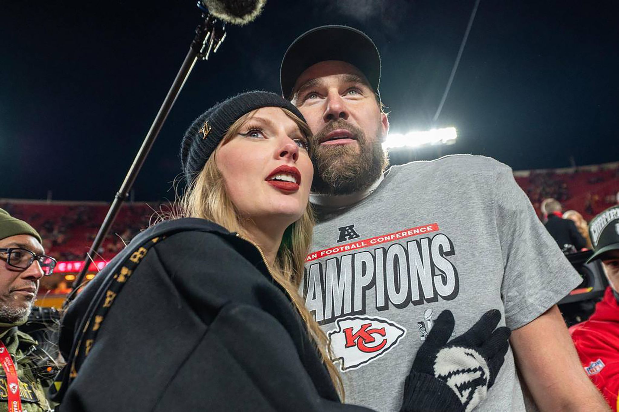 Travis Kelce hat in einem Interview über seine Beziehung zu Taylor Swift gesprochen. (Archivbild)