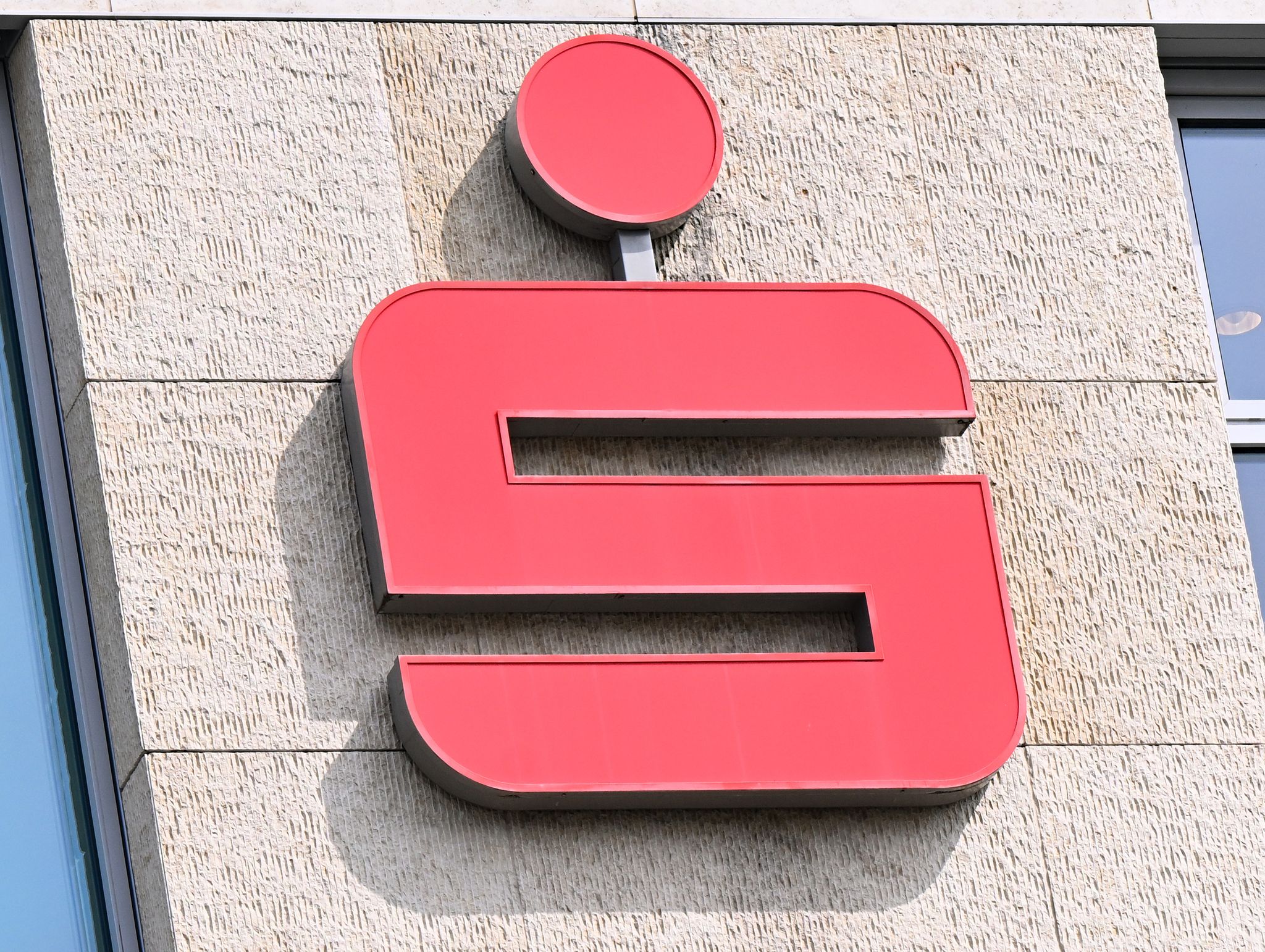 Sparkassen gehen neue Wege bei der Kundenwerbung (Symbolbild)