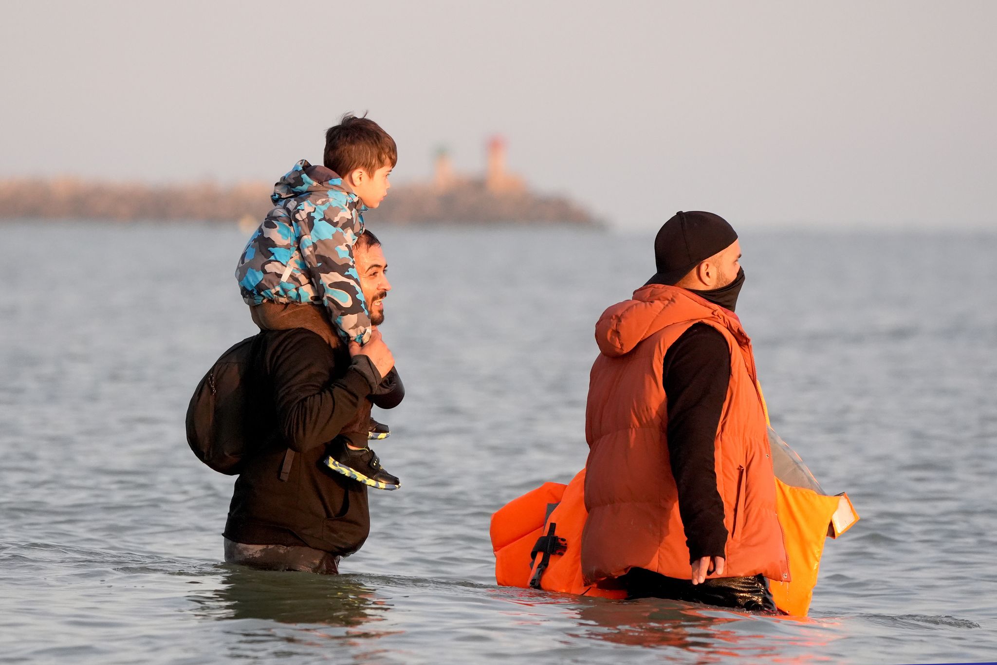Frankreich und Großbritannien wollen die irreguläre Migration über den Ärmelkanal bekämpfen, aber im Gegenzug Migranten eine reguläre Einreise nach Großbritannien ermöglichen. (Archivbild)