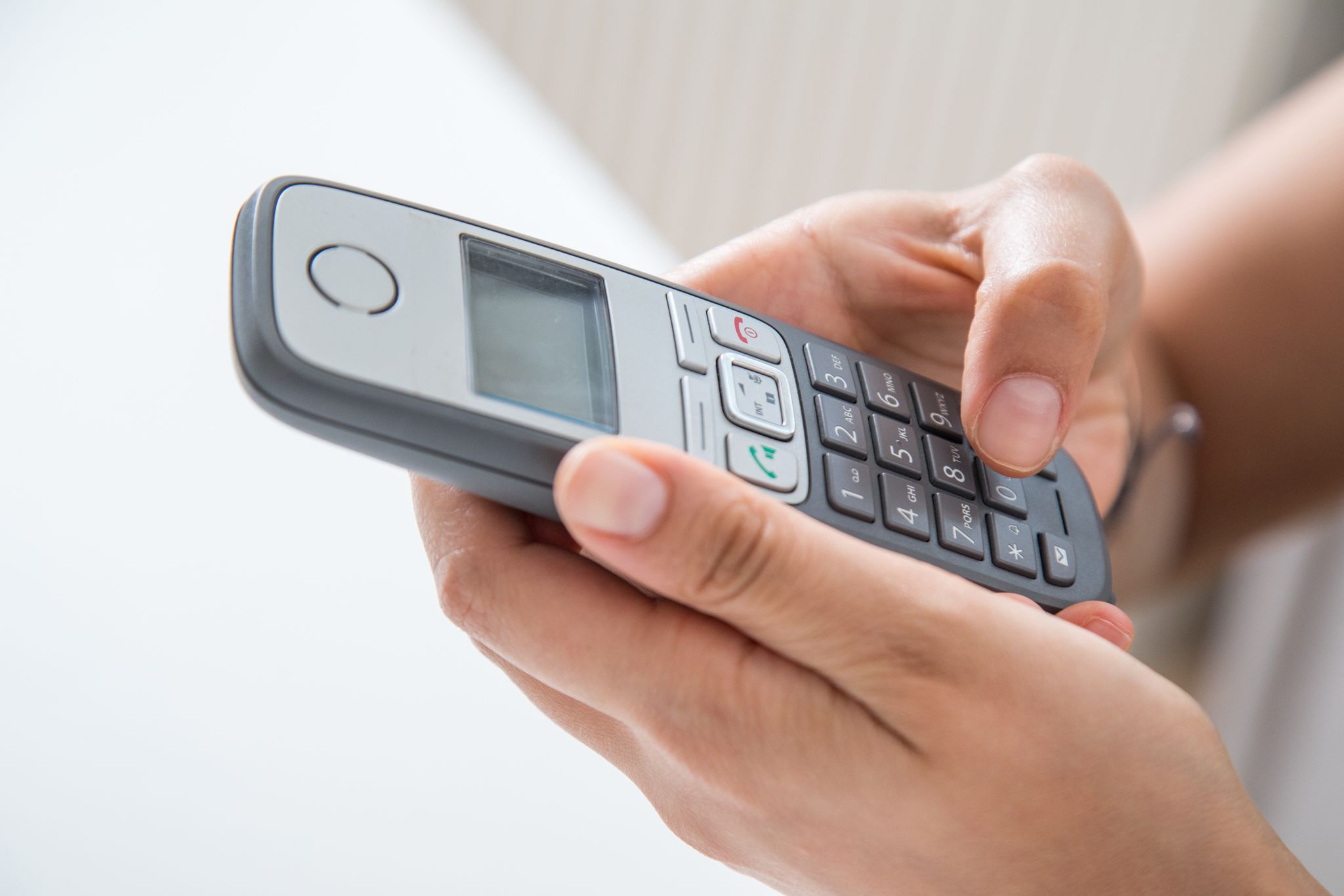 Umfrage: 71 Prozent der Deutschen nutzen zumindest gelegentlich das Festnetztelefon.