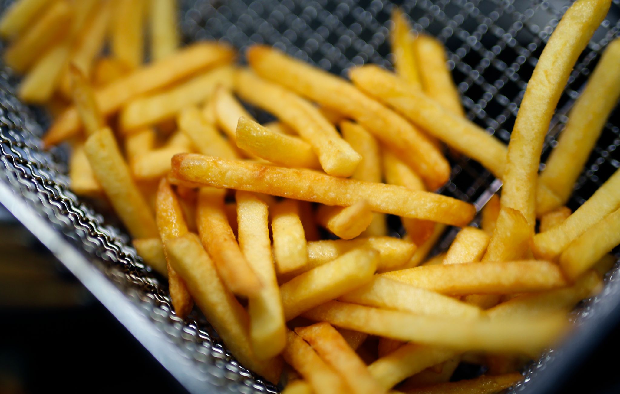 Fritten-Fans mögen es schon geahnt haben. Häufig Pommes auf dem Teller zu haben, ist der Gesundheit nicht sonderlich zuträglich.