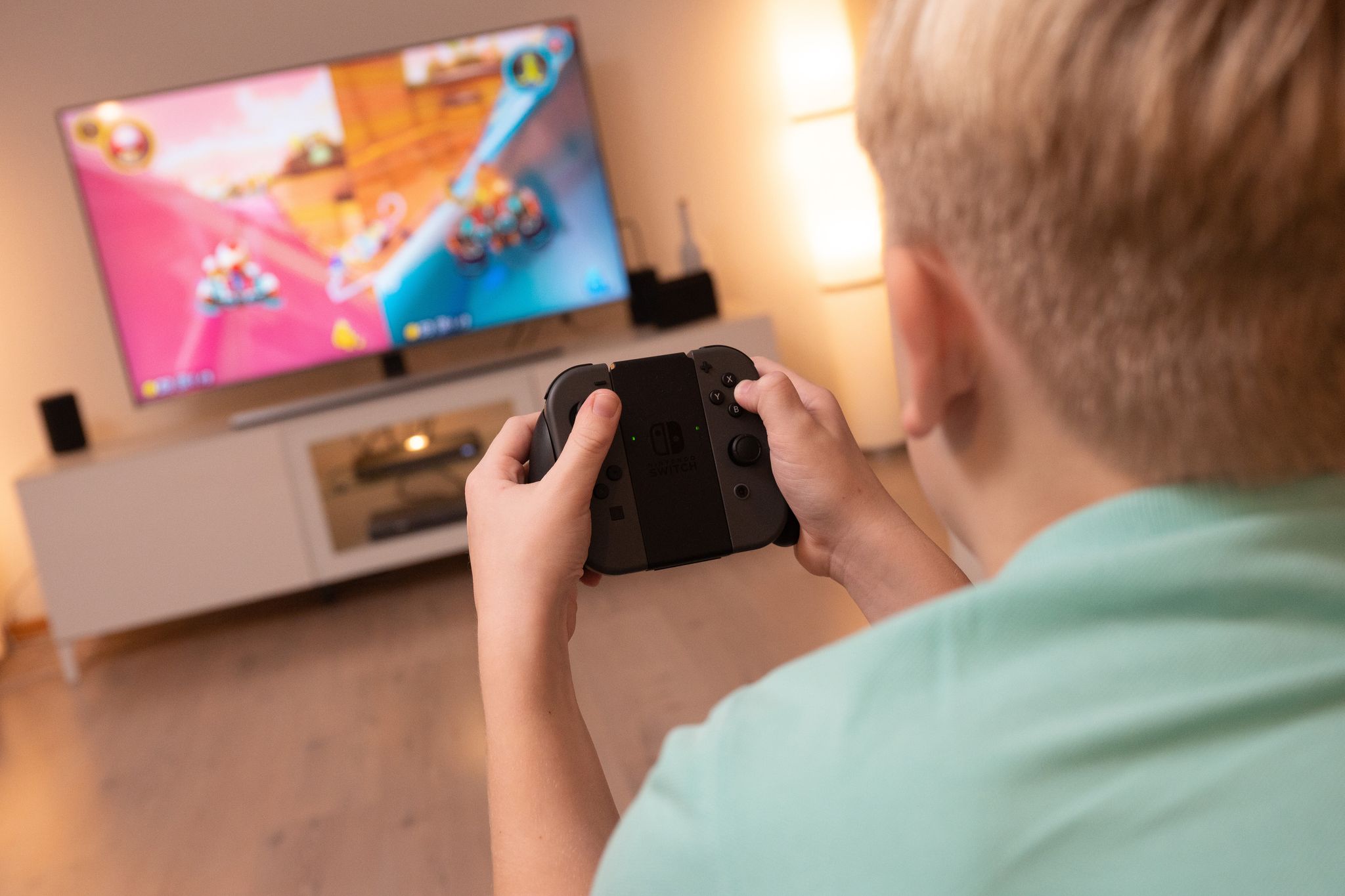 Haben Kinder unbeaufsichtigt einen In-App-Kauf getätigt, sollten Eltern schnellstmöglich Widerspruch einlegen.