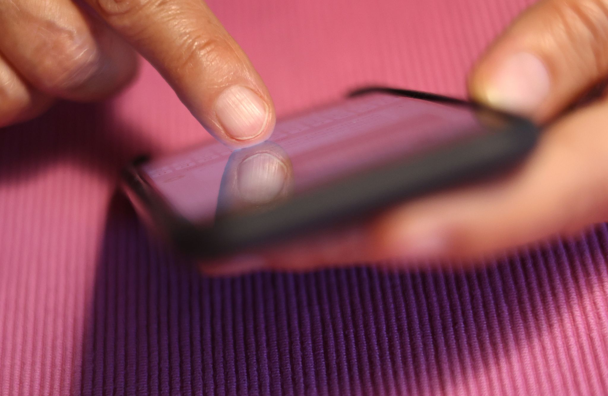 Auch private Nachrichten können unter Umständen Folgen für den Job haben.