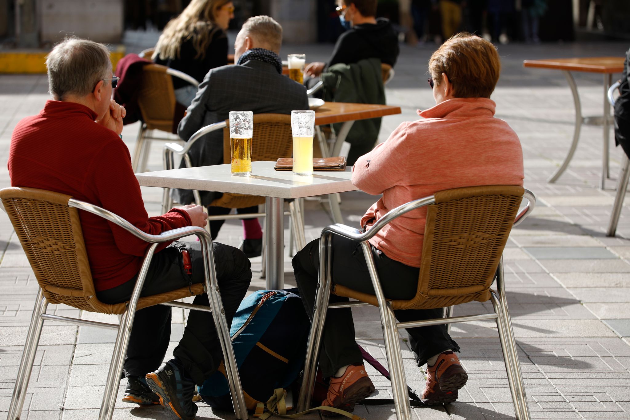 Wer im Ruhestand im Ausland lebt, benötigt unter Umständen einen sogenannten Lebensnachweis, um weiter die Rentenzahlungen zu erhalten.