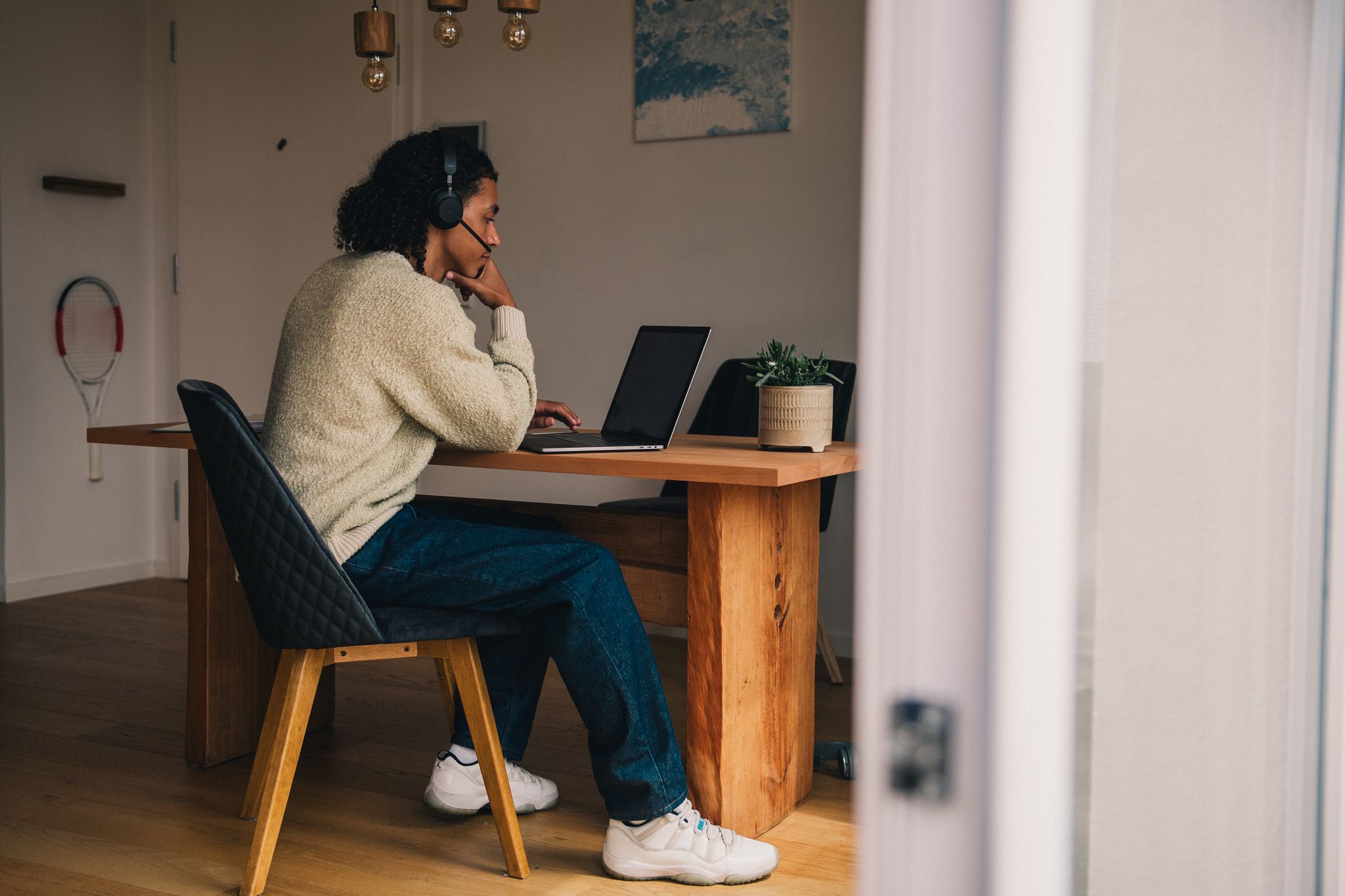 Online-Meeting? Generell kann der Arbeitgeber das Einschalten der Kamera verlangen - mit einigen Ausnahmen.