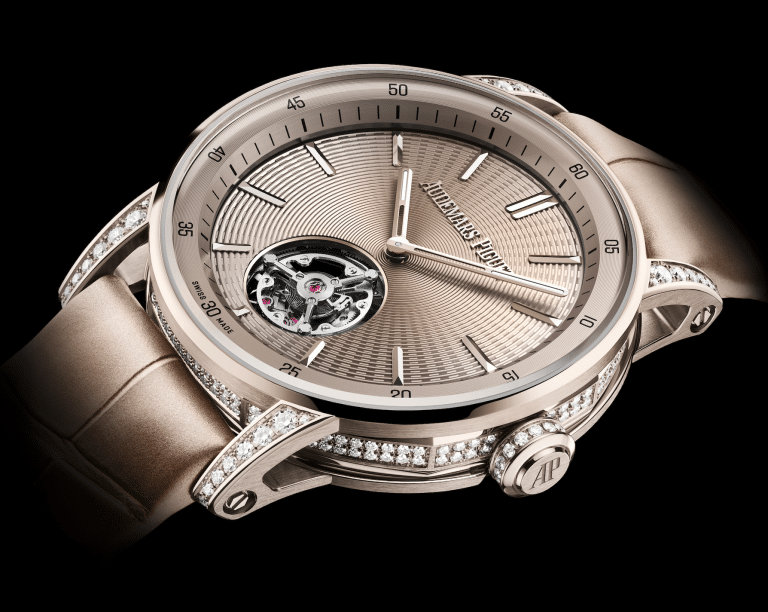 CR0325_080-080_LEB_Timeless_2025