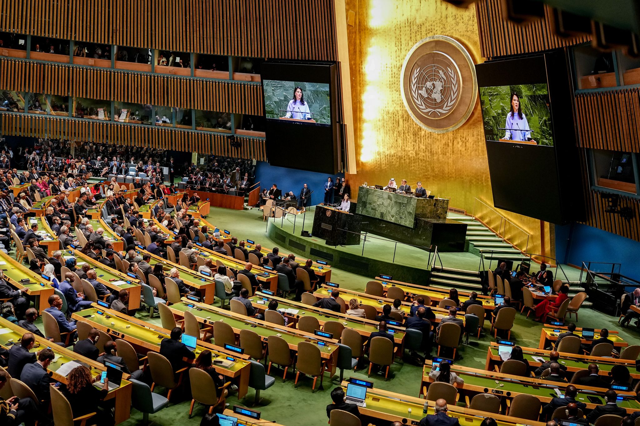 Die USA beschränken den Zugang zu Großhandelsmärkten und Luxusgütern für die iranische Delegation während deren Besuch bei der UN-Generalversammlung in New York.
