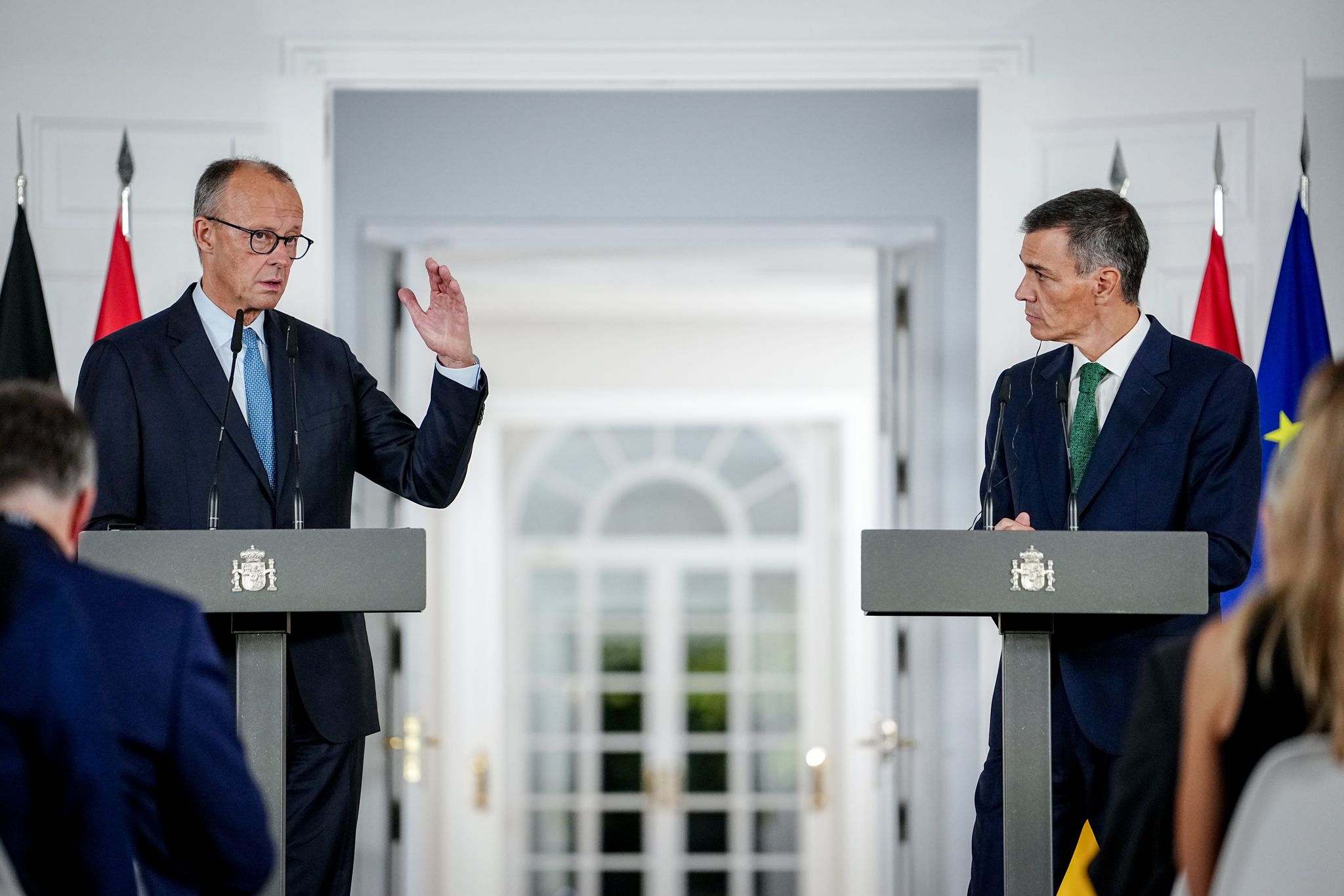 Die Bundesregierung will sich bis zum EU-Gipfel Anfang Oktober zu dem Vorstoß von von der Leyen für Sanktionen gegen Israel positionieren.