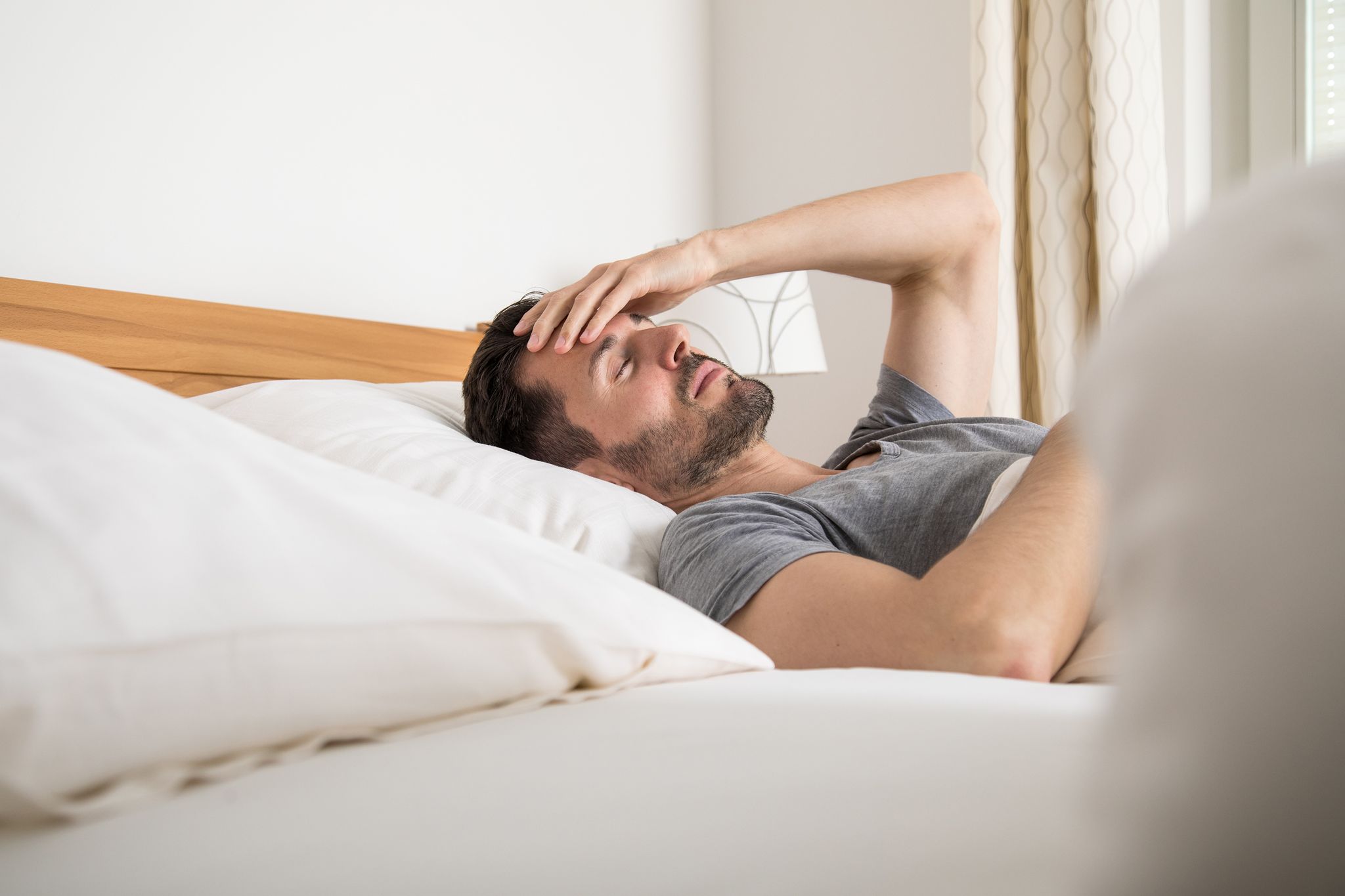 Müde, schlapp und der Kreislauf ist wackelig: Das könnten Auswirkungen häufiger Wetterumschwünge sein.