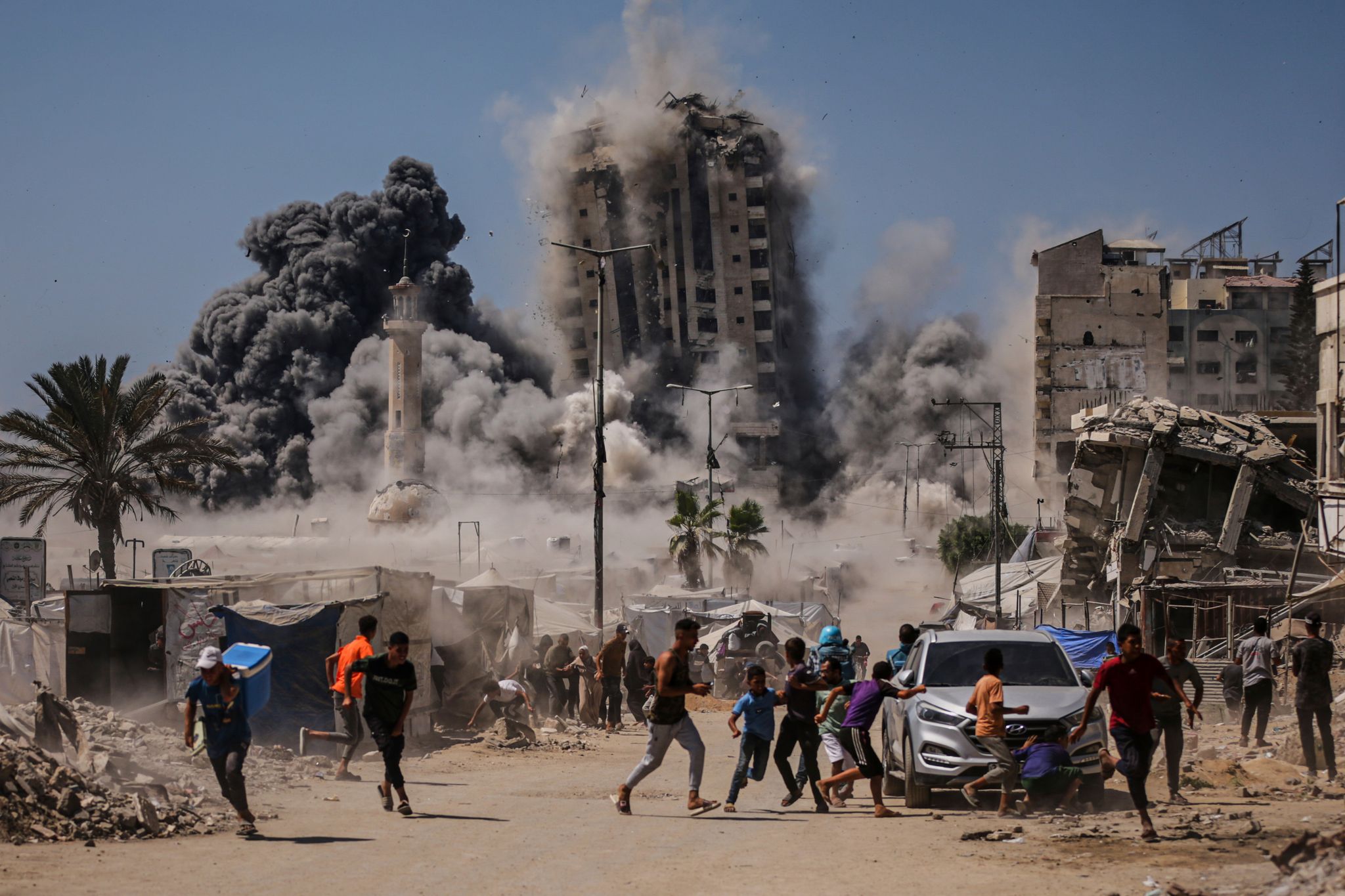 Israels Militär greift derzeit immer wieder Hochhäuser in der Stadt Gaza an, die Armeeangaben zufolge von der Hamas genutzt worden sein sollen. (Archivbild)